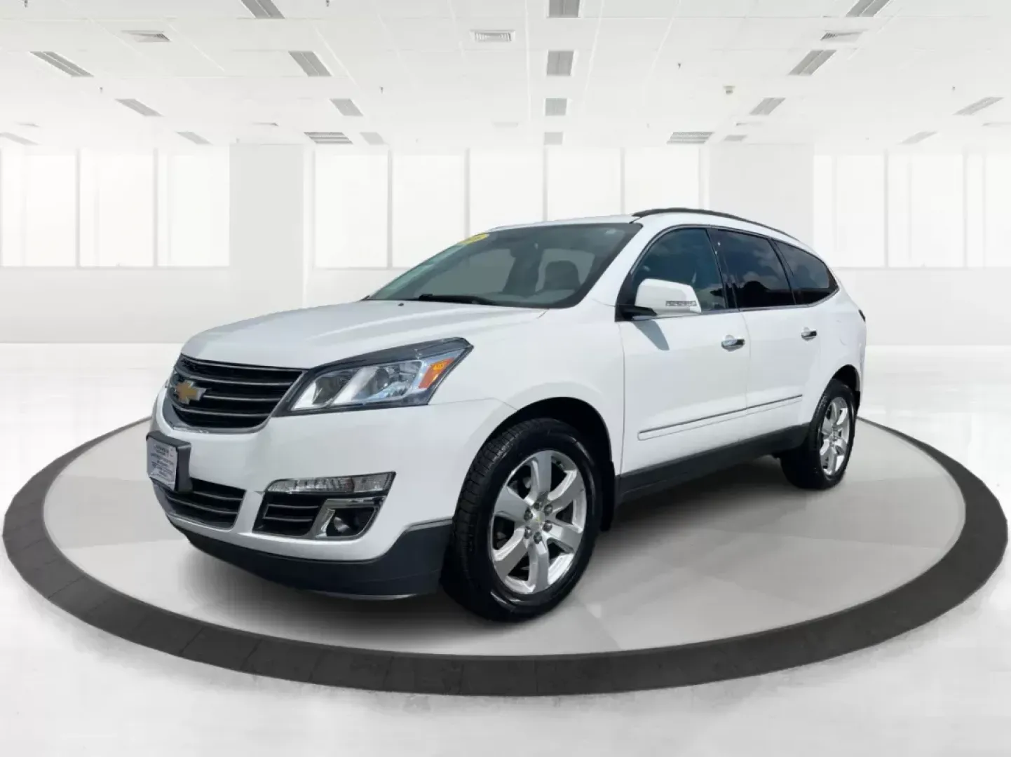2016 Chevrolet Traverse LTZ (1GNKVJKD6GJ) with an 3.6L V-6 gasoline direct injection engine, located at 1184 Kauffman Ave, Fairborn, OH, 45324, (937) 908-9800, 39.807072, -84.030914 - **Adventure Awaits with This 2016 Chevrolet Traverse LTZ Perfect for Family Road Trips!**<br /> <br /> Are you ready to elevate your family adventures or community outings? The 2016 Chevrolet Traverse LTZ is the perfect vehicle for those who crave space, comfort, and versatility. Whether you're hea - Photo#7