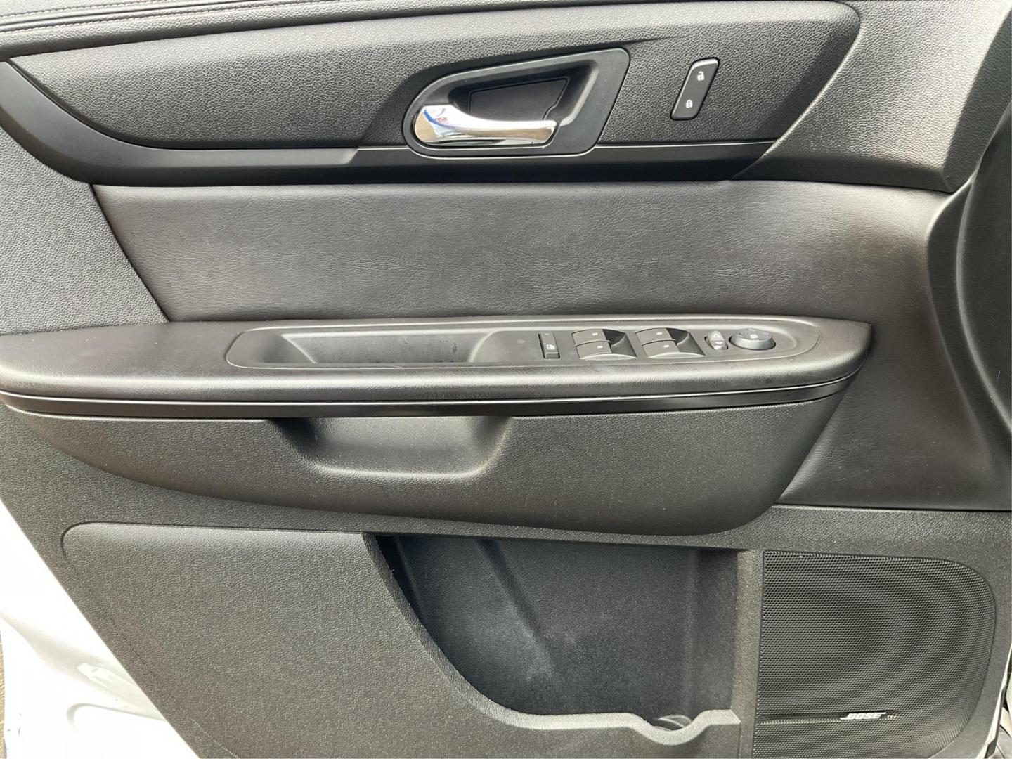 2016 Chevrolet Traverse 1LT (1GNKVGKD8GJ) with an 3.6L V-6 gasoline direct injection engine, located at 401 Woodman Dr, Riverside, OH, 45431, (937) 908-9800, 39.760899, -84.123421 - Third Row - Photo#18