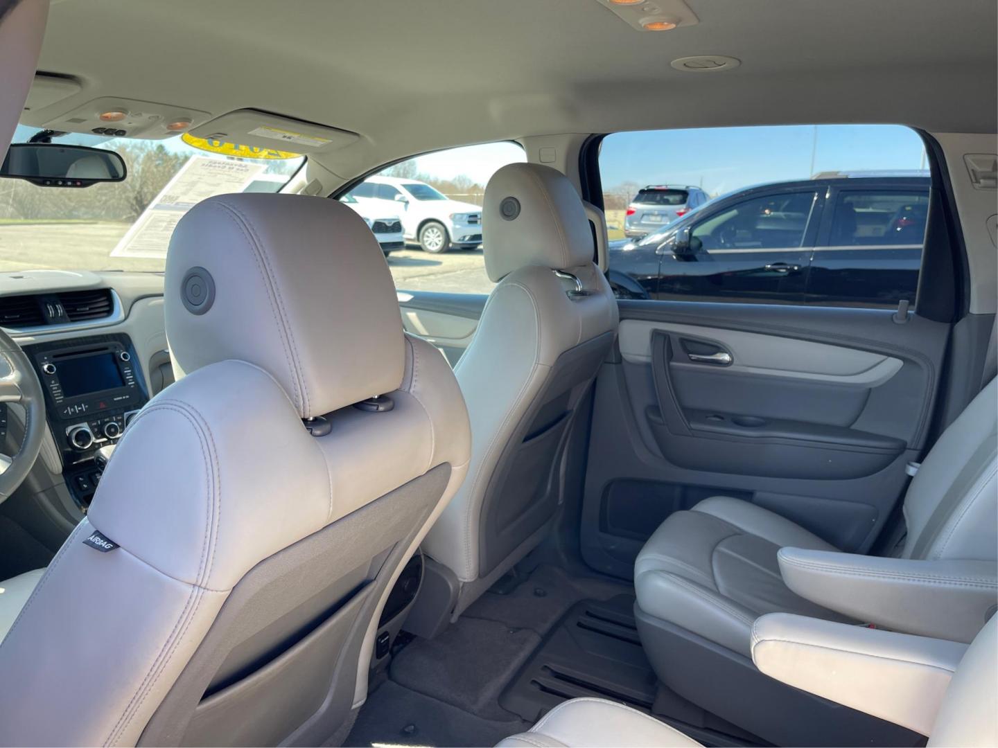 2016 Chevrolet Traverse 2LT (1GNKVHKD2GJ) with an 3.6L V-6 gasoline direct injection engine, located at 1099 N County Rd 25A, Troy, OH, 45373, (937) 908-9800, 40.057079, -84.212883 - Third Row - Photo#9