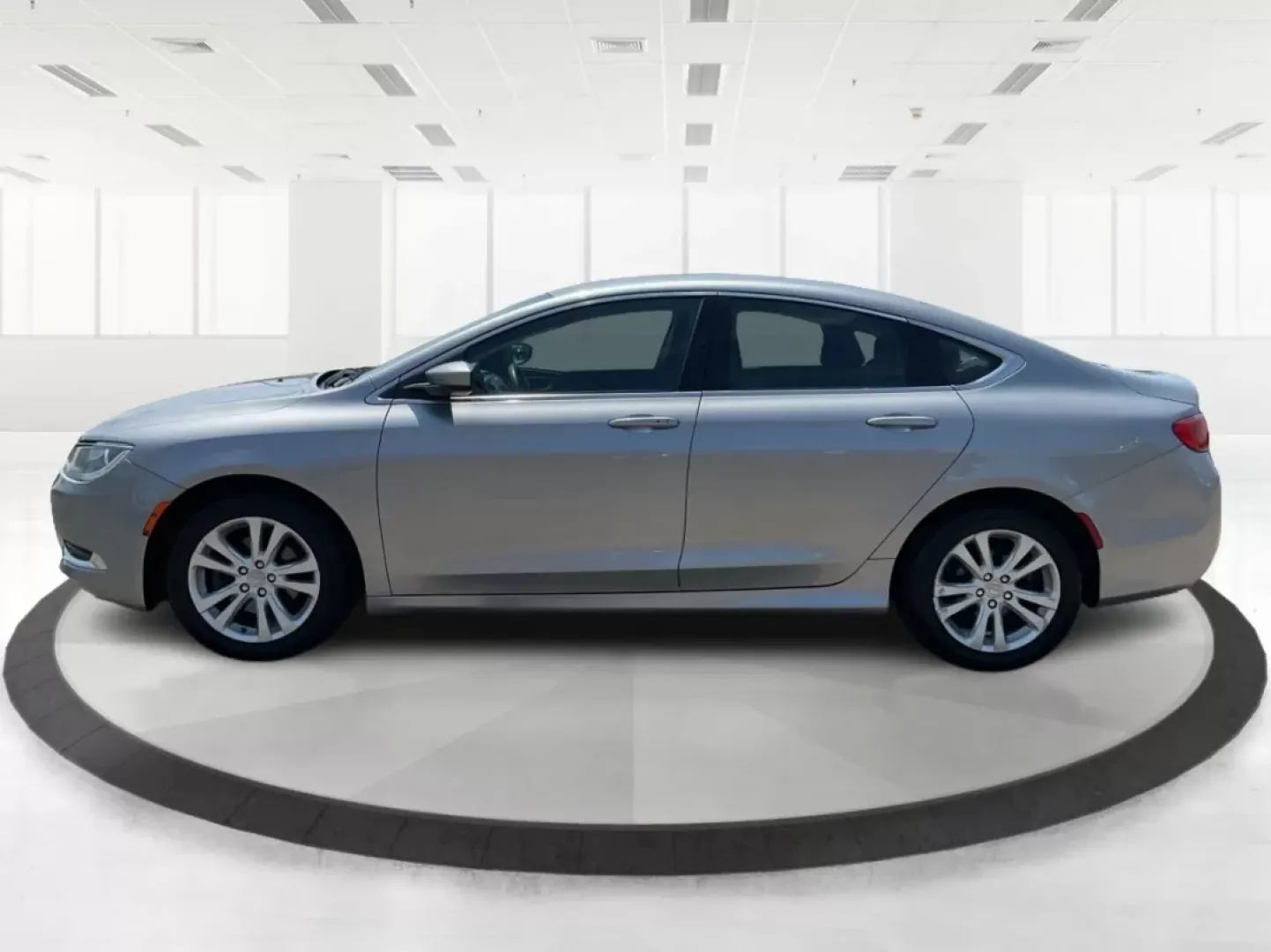 2016 Chrysler 200 Limited (1C3CCCABXGN) with an 2.4L L4 DOHC 16V engine, 9-Speed Automatic transmission, located at 401 Woodman Dr, Riverside, OH, 45431, (937) 908-9800, 39.760899, -84.123421 - Are you in the market for a reliable sedan that effortlessly combines comfort, style, and functionality? Look no further than this 2016 Chrysler 200 Limited, available now at Advantage Car and Credit in Fairborn, OH. Perfect for budget-conscious buyers, this sedan is a fantastic choice for daily com - Photo#5