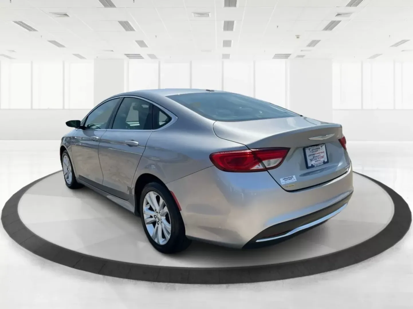 2016 Chrysler 200 Limited (1C3CCCABXGN) with an 2.4L L4 DOHC 16V engine, 9-Speed Automatic transmission, located at 401 Woodman Dr, Riverside, OH, 45431, (937) 908-9800, 39.760899, -84.123421 - Are you in the market for a reliable sedan that effortlessly combines comfort, style, and functionality? Look no further than this 2016 Chrysler 200 Limited, available now at Advantage Car and Credit in Fairborn, OH. Perfect for budget-conscious buyers, this sedan is a fantastic choice for daily com - Photo#4
