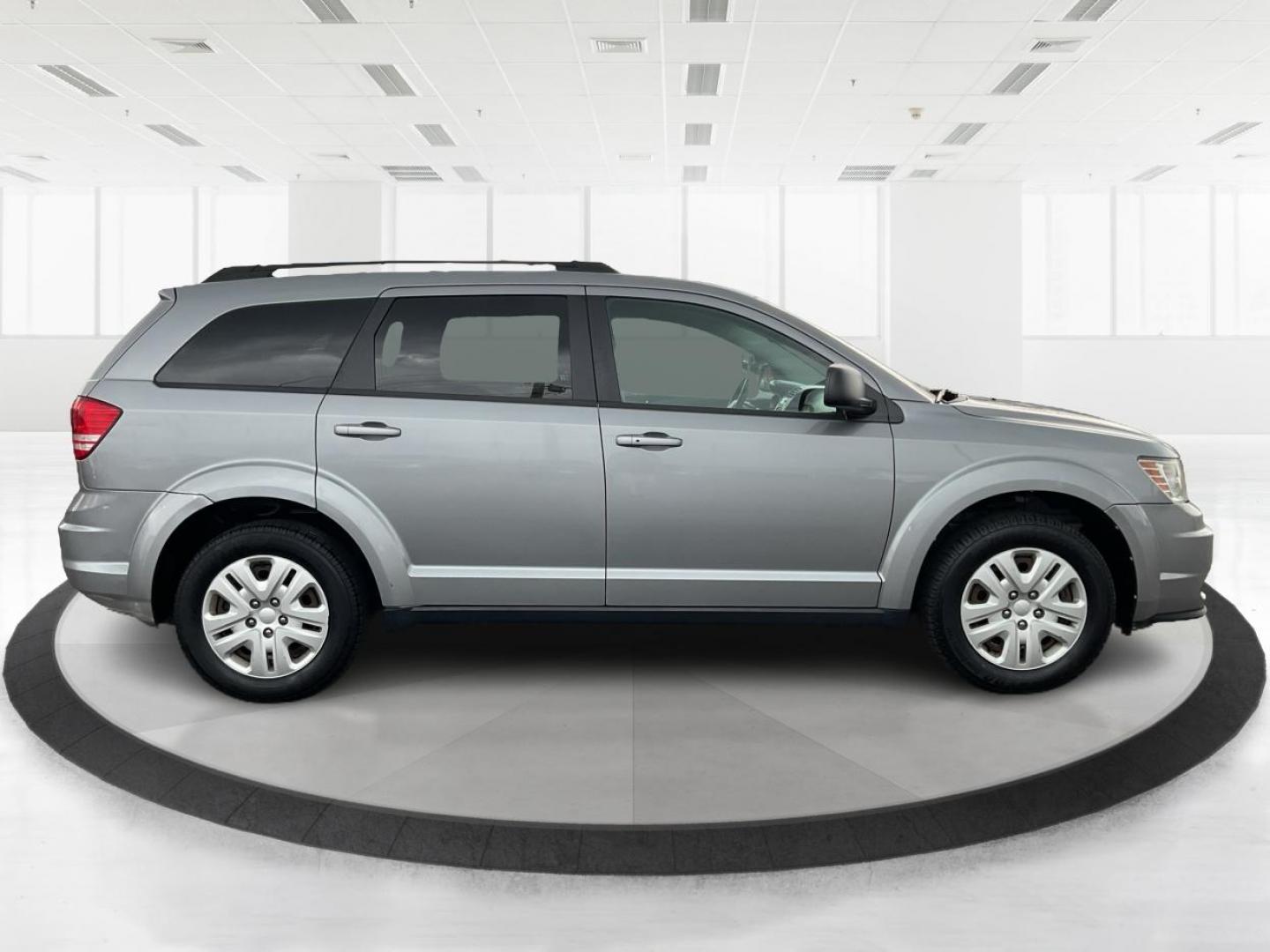 2016 Dodge Journey SE (3C4PDCAB7GT) with an Tigershark MultiAir 2.4L I-4 DOHC engine, located at 880 E. National Road, Vandalia, OH, 45377, (937) 908-9800, 39.891918, -84.183594 - 2016 Dodge Journey SE - Photo#1