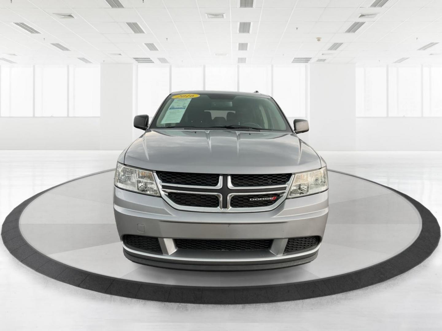 2016 Dodge Journey SE (3C4PDCAB7GT) with an Tigershark MultiAir 2.4L I-4 DOHC engine, located at 880 E. National Road, Vandalia, OH, 45377, (937) 908-9800, 39.891918, -84.183594 - 2016 Dodge Journey SE - Photo#7