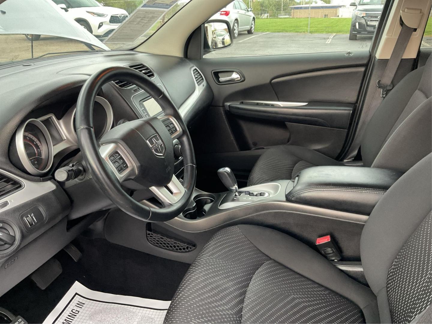 2016 Dodge Journey SE (3C4PDCAB7GT) with an Tigershark MultiAir 2.4L I-4 DOHC engine, located at 880 E. National Road, Vandalia, OH, 45377, (937) 908-9800, 39.891918, -84.183594 - 2016 Dodge Journey SE - Photo#9