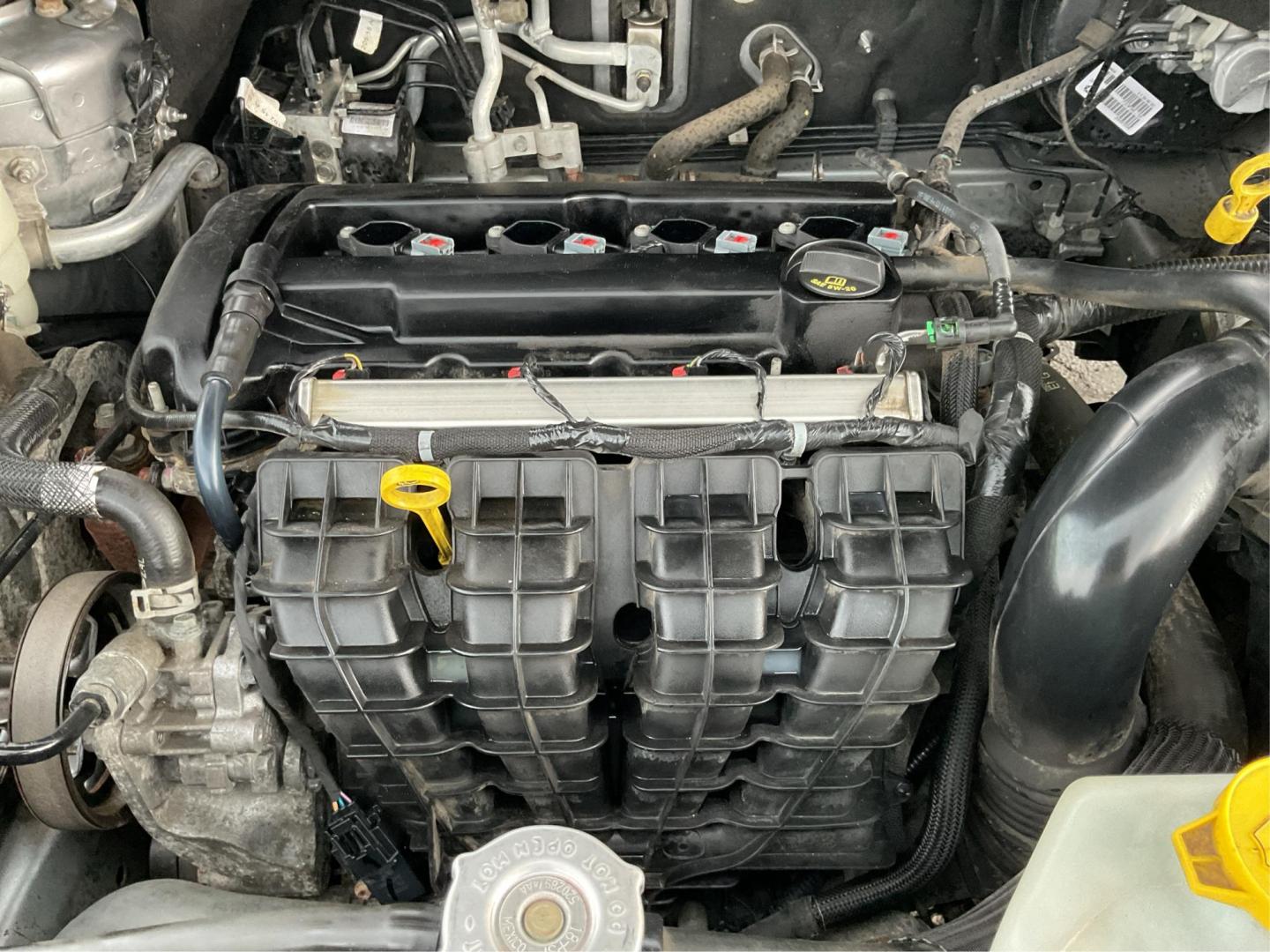 2016 Dodge Journey SE (3C4PDCAB7GT) with an Tigershark MultiAir 2.4L I-4 DOHC engine, located at 880 E. National Road, Vandalia, OH, 45377, (937) 908-9800, 39.891918, -84.183594 - 2016 Dodge Journey SE - Photo#11