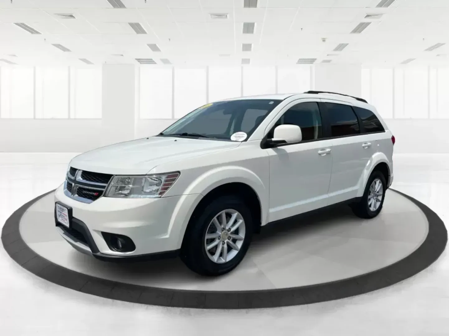 2016 Dodge Journey SXT (3C4PDDBG7GT) with an Pentastar 3.6L V-6 DOHC engine, located at 1230 East Main St, Xenia, OH, 45385, (937) 908-9800, 39.688026, -83.910172 - **Unleash Family Adventures with the 2016 Dodge Journey SXT! Ideal for Every Lifestyle.**<br /> <br /> Are you searching for a versatile SUV that caters to your family's adventures or daily commutes? Look no further than the 2016 Dodge Journey SXT available at **Advantage Car and Credit**, your trus - Photo#7