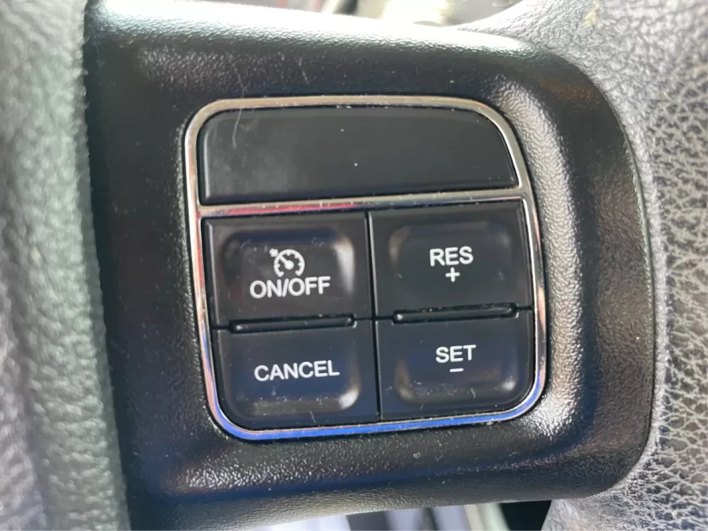 2016 Dodge Journey SXT (3C4PDDBG7GT) with an Pentastar 3.6L V-6 DOHC engine, located at 1230 East Main St, Xenia, OH, 45385, (937) 908-9800, 39.688026, -83.910172 - **Discover Your Next Adventure with the 2016 Dodge Journey SXT at Advantage Car and Credit!**<br /> <br /> Are you ready to elevate your family outings or weekend adventures? The 2016 Dodge Journey SXT is the ideal SUV for those seeking space, functionality, and comfort without breaking the bank. Wi - Photo#16