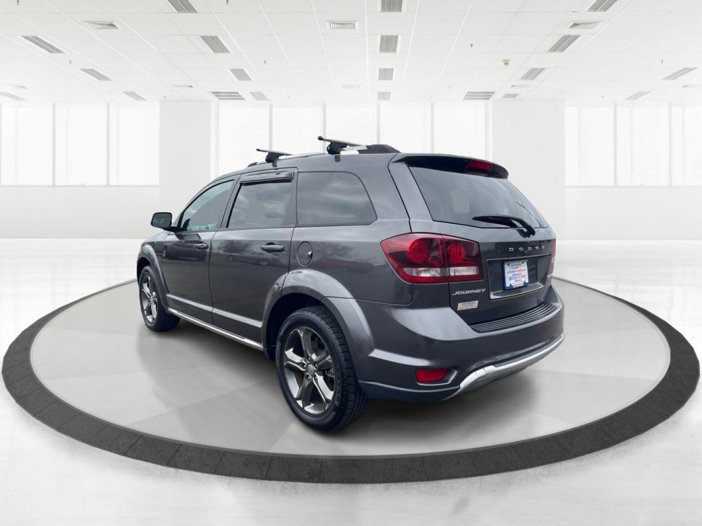 2016 Granite Crystal Metallic Clear Coat Dodge Journey Crossroad FWD (3C4PDCGBXGT) with an 2.4L L4 DOHC 16V engine, 4-Speed Automatic transmission, located at 1951 S Dayton Lakeview Rd., New Carlisle, OH, 45344, (937) 908-9800, 39.890999, -84.050255 - 2016 Dodge Journey Crossroad FWD - Photo#4