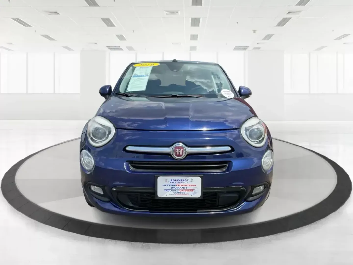 2016 FIAT 500X Lounge (ZFBCFYDT9GP) with an MultiAir 2.4L I-4 variable valve control engine, located at 8750 N County Rd 25A, Piqua, OH, 45356, (937) 908-9800, 40.164391, -84.232513 - **Explore Adventure with a 2016 FIAT 500X Lounge Perfect for Daily Drives and Weekend Getaways!**<br /> <br /> Are you ready to elevate your driving experience? Whether you're commuting to work, dropping the kids off at school, or planning a weekend adventure, the 2016 FIAT 500X Lounge is your idea - Photo#6