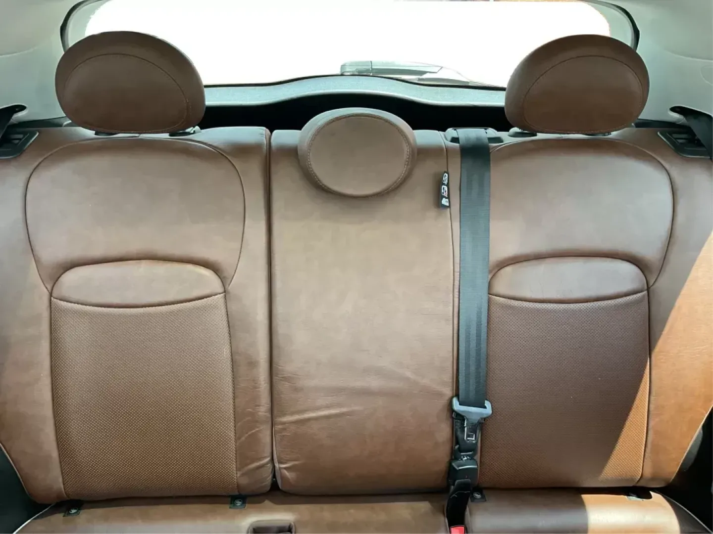 2016 FIAT 500X Lounge (ZFBCFYDT9GP) with an MultiAir 2.4L I-4 variable valve control engine, located at 8750 N County Rd 25A, Piqua, OH, 45356, (937) 908-9800, 40.164391, -84.232513 - **Explore Adventure with a 2016 FIAT 500X Lounge Perfect for Daily Drives and Weekend Getaways!**<br /> <br /> Are you ready to elevate your driving experience? Whether you're commuting to work, dropping the kids off at school, or planning a weekend adventure, the 2016 FIAT 500X Lounge is your idea - Photo#13