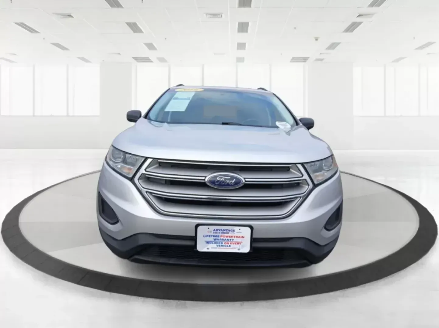 2016 Ford Edge SE AWD (2FMPK4G95GB) with an 2.0L L4 DOHC 16V engine, 6-Speed Automatic transmission, located at 880 E. National Road, Vandalia, OH, 45377, (937) 908-9800, 39.891918, -84.183594 - 2016 Ford Edge SE AWD - Photo#7