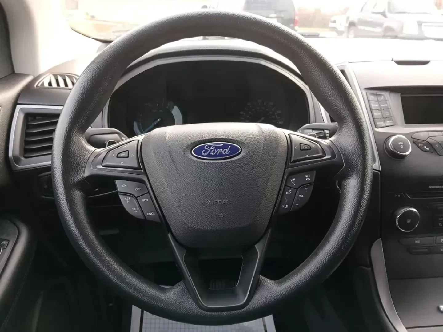 2016 Ford Edge SE AWD (2FMPK4G95GB) with an 2.0L L4 DOHC 16V engine, 6-Speed Automatic transmission, located at 880 E. National Road, Vandalia, OH, 45377, (937) 908-9800, 39.891918, -84.183594 - 2016 Ford Edge SE AWD - Photo#16