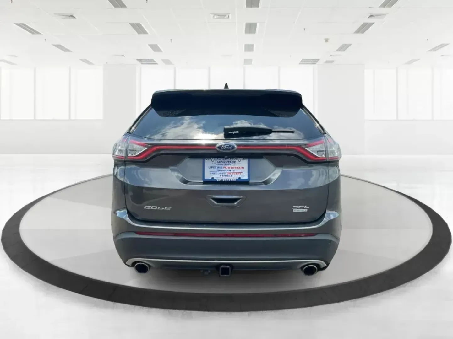 2016 Ford Edge SEL (2FMPK3J91GB) with an 3.5L V-6 DOHC engine, located at 1099 N County Rd 25A, Troy, OH, 45373, (937) 908-9800, 40.057079, -84.212883 - **Experience the Road Ahead with the 2016 Ford Edge SEL - Your Adventure Awaits!**<br /> <br /> Are you ready for your next road trip or family outing? The 2016 Ford Edge SEL is not just a car; it's a versatile SUV that caters to your lifestyle needs, making it the perfect companion for growing fami - Photo#3