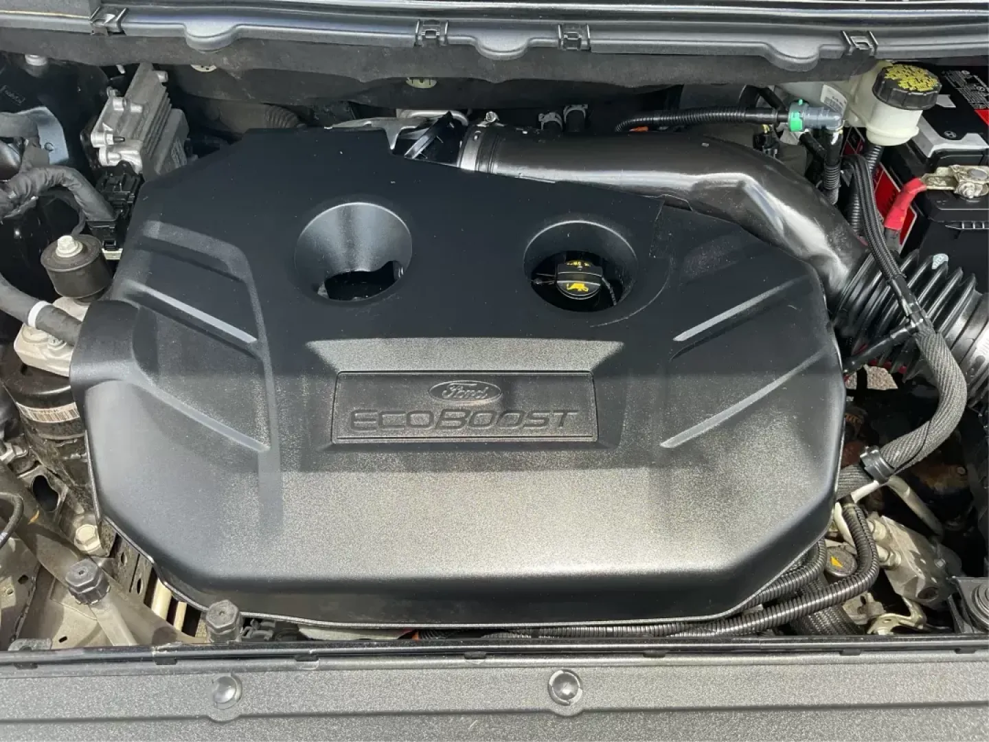 2016 Ford Edge SEL (2FMPK3J91GB) with an 3.5L V-6 DOHC engine, located at 1099 N County Rd 25A, Troy, OH, 45373, (937) 908-9800, 40.057079, -84.212883 - **Experience the Road Ahead with the 2016 Ford Edge SEL - Your Adventure Awaits!**<br /> <br /> Are you ready for your next road trip or family outing? The 2016 Ford Edge SEL is not just a car; it's a versatile SUV that caters to your lifestyle needs, making it the perfect companion for growing fami - Photo#10