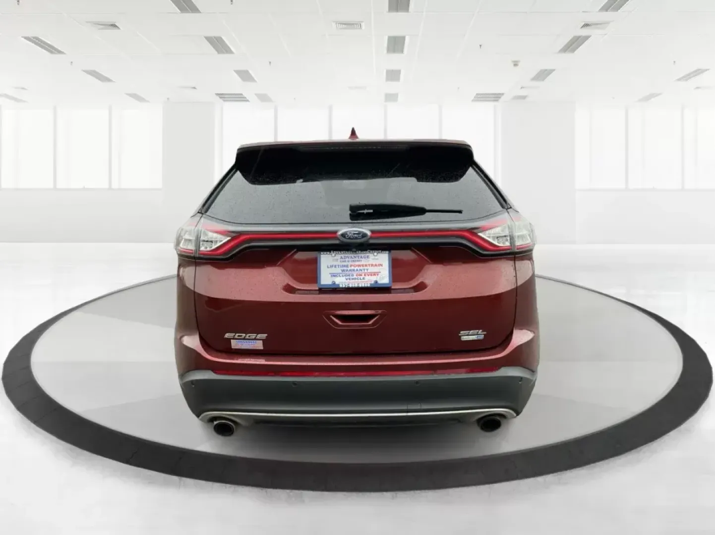 2016 Ford Edge SEL (2FMPK4J92GB) with an Other engine, located at 1184 Kauffman Ave, Fairborn, OH, 45324, (937) 908-9800, 39.807072, -84.030914 - **Explore Adventure with the 2016 Ford Edge SEL - Your Next Family-Friendly SUV Awaits!**<br /> <br /> Ready to elevate your driving experience? Whether you're commuting to work, planning a weekend getaway, or shuttling the family around Fairborn, OH, the 2016 Ford Edge SEL is the perfect SUV for yo - Photo#3