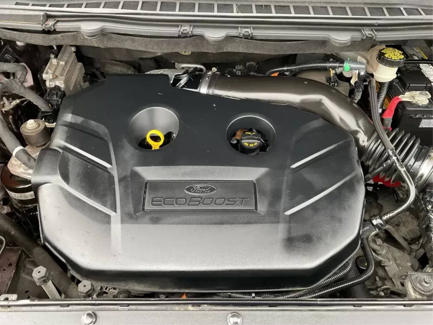 2016 Ford Edge SEL (2FMPK4J92GB) with an Other engine, located at 1184 Kauffman Ave, Fairborn, OH, 45324, (937) 908-9800, 39.807072, -84.030914 - **Explore Adventure with the 2016 Ford Edge SEL - Your Next Family-Friendly SUV Awaits!**<br /> <br /> Ready to elevate your driving experience? Whether you're commuting to work, planning a weekend getaway, or shuttling the family around Fairborn, OH, the 2016 Ford Edge SEL is the perfect SUV for yo - Photo#10