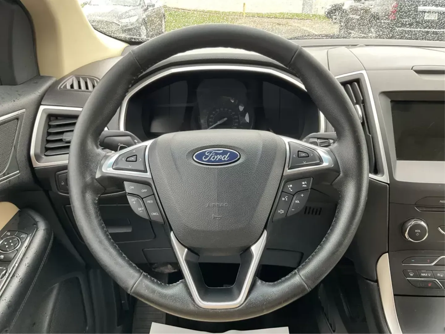 2016 Ford Edge SEL (2FMPK4J92GB) with an Other engine, located at 1184 Kauffman Ave, Fairborn, OH, 45324, (937) 908-9800, 39.807072, -84.030914 - **Explore Adventure with the 2016 Ford Edge SEL - Your Next Family-Friendly SUV Awaits!**<br /> <br /> Ready to elevate your driving experience? Whether you're commuting to work, planning a weekend getaway, or shuttling the family around Fairborn, OH, the 2016 Ford Edge SEL is the perfect SUV for yo - Photo#15
