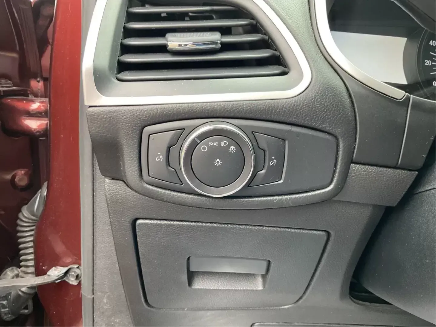 2016 Ford Edge SEL (2FMPK4J92GB) with an Other engine, located at 1184 Kauffman Ave, Fairborn, OH, 45324, (937) 908-9800, 39.807072, -84.030914 - **Explore Adventure with the 2016 Ford Edge SEL - Your Next Family-Friendly SUV Awaits!**<br /> <br /> Ready to elevate your driving experience? Whether you're commuting to work, planning a weekend getaway, or shuttling the family around Fairborn, OH, the 2016 Ford Edge SEL is the perfect SUV for yo - Photo#16