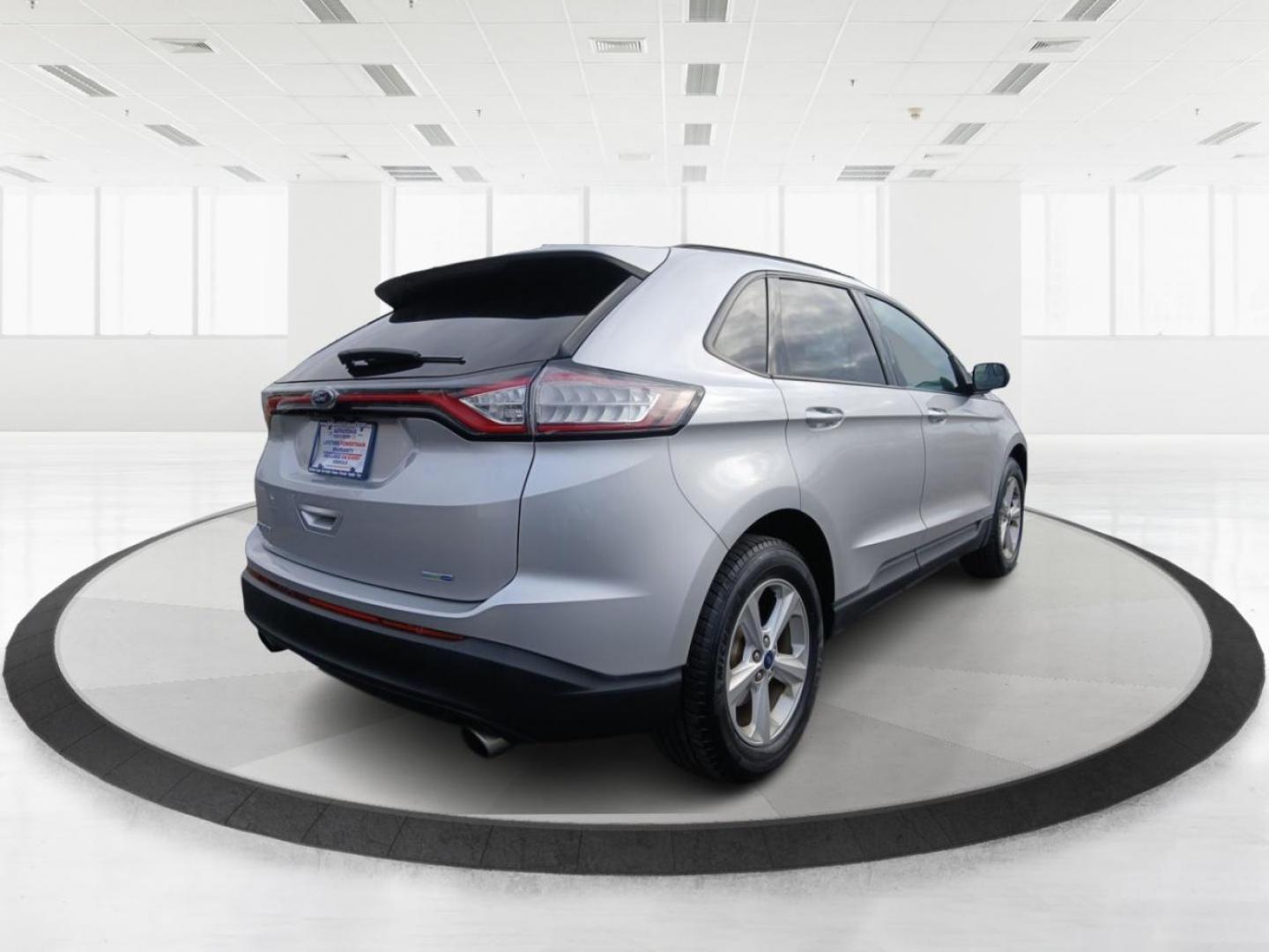 2016 Ford Edge SE AWD (2FMPK4G95GB) with an 2.0L L4 DOHC 16V engine, 6-Speed Automatic transmission, located at 880 E. National Road, Vandalia, OH, 45377, (937) 908-9800, 39.891918, -84.183594 - 2016 Ford Edge SE AWD - Photo#2