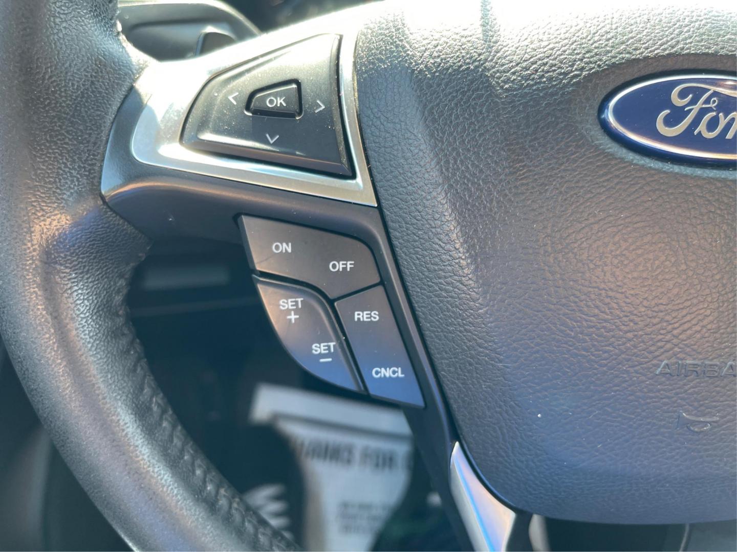 2016 Ford Edge SEL (2FMPK3J91GB) with an 3.5L V-6 DOHC engine, located at 1230 East Main St, Xenia, OH, 45385, (937) 908-9800, 39.688026, -83.910172 - 2016 Ford Edge SEL - Photo#14