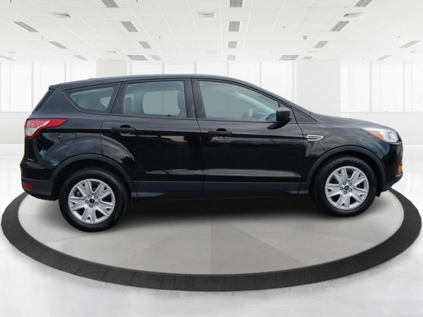 2016 Ford Escape S FWD (1FMCU0F7XGU) with an 2.5L L4 DOHC 16V engine, 6-Speed Automatic transmission, located at 401 Woodman Dr, Riverside, OH, 45431, (937) 908-9800, 39.760899, -84.123421 - 2016 Ford Escape S FWD - Photo#1