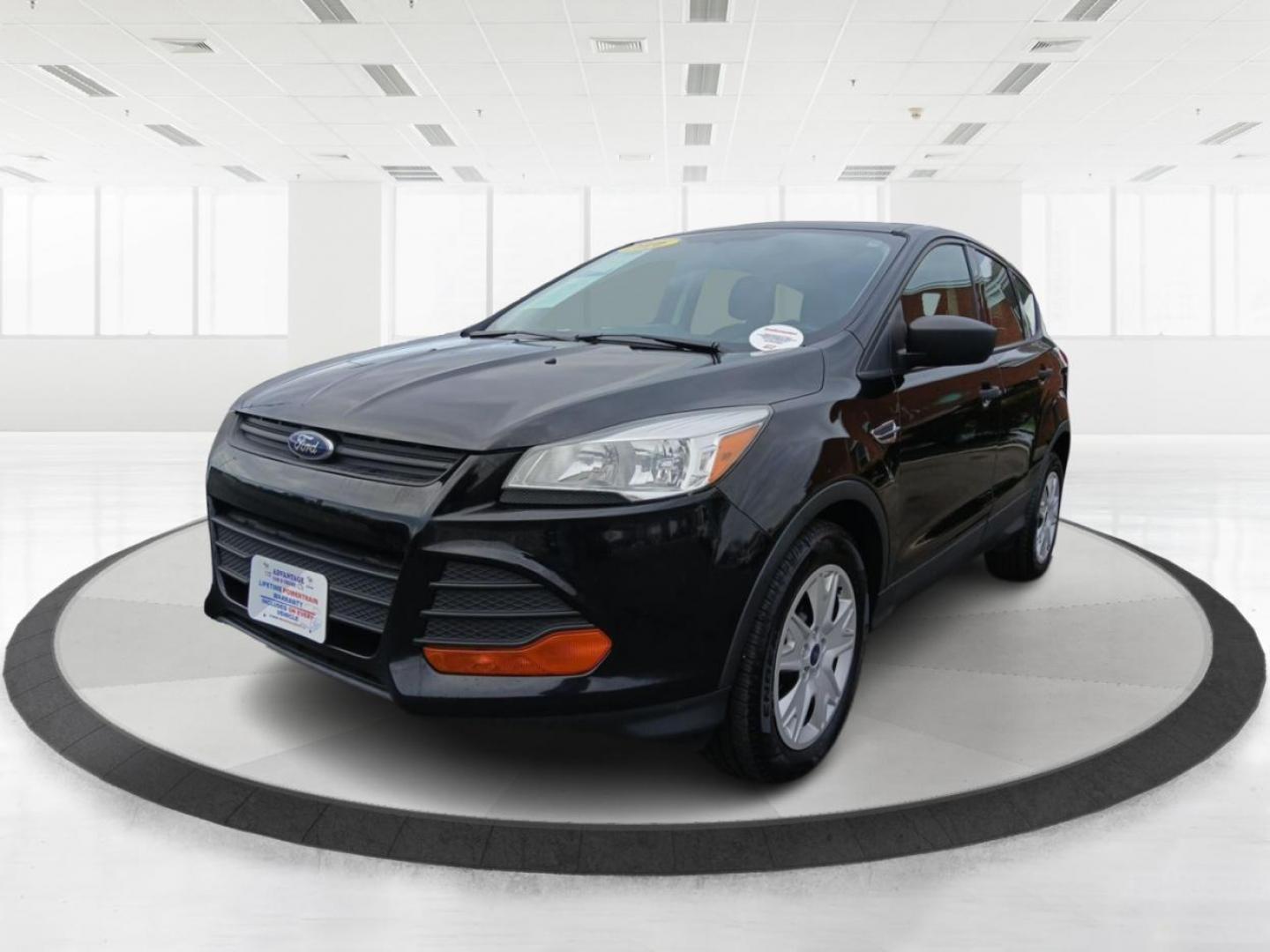 2016 Ford Escape S FWD (1FMCU0F7XGU) with an 2.5L L4 DOHC 16V engine, 6-Speed Automatic transmission, located at 401 Woodman Dr, Riverside, OH, 45431, (937) 908-9800, 39.760899, -84.123421 - 2016 Ford Escape S FWD - Photo#7