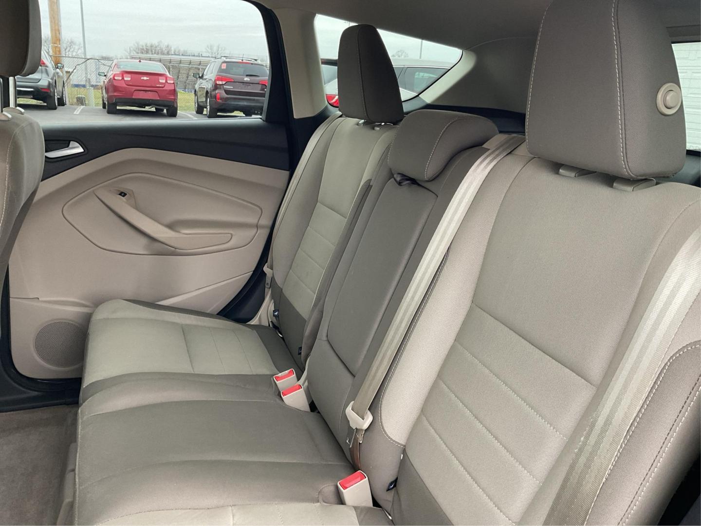 2016 Ford Escape SE 4WD (1FMCU9G98GU) with an Other engine, located at 8750 N County Rd 25A, Piqua, OH, 45356, (937) 908-9800, 40.164391, -84.232513 - 2016 Ford Escape SE 4WD - Photo#9