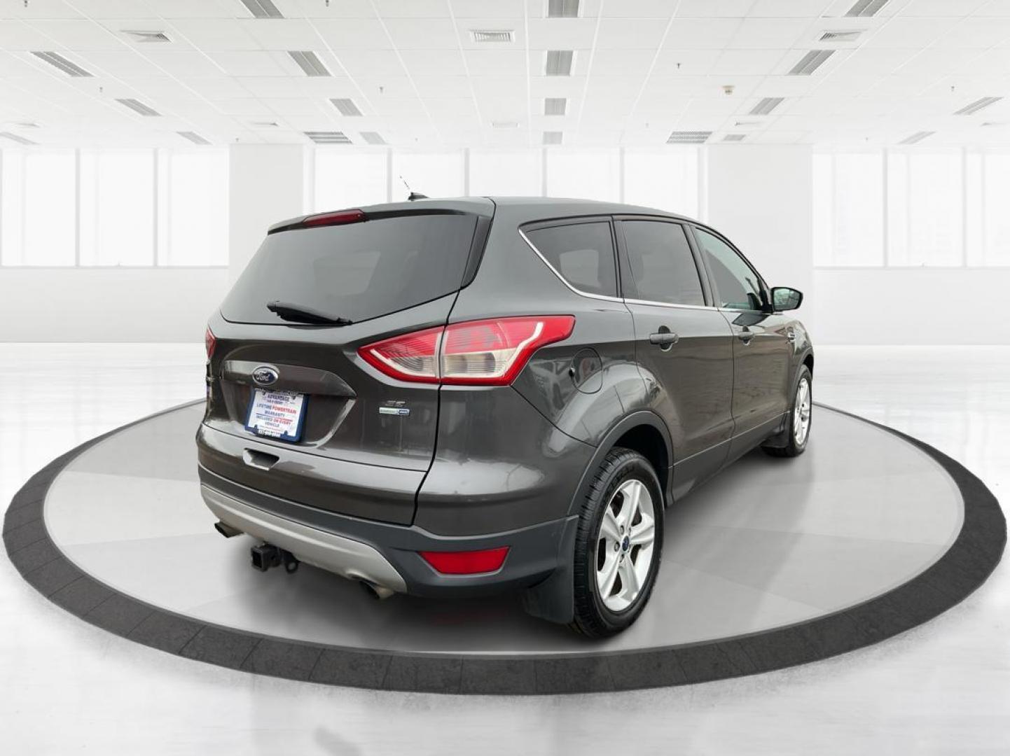2016 Ford Escape SE 4WD (1FMCU9G98GU) with an Other engine, located at 8750 N County Rd 25A, Piqua, OH, 45356, (937) 908-9800, 40.164391, -84.232513 - 2016 Ford Escape SE 4WD - Photo#2