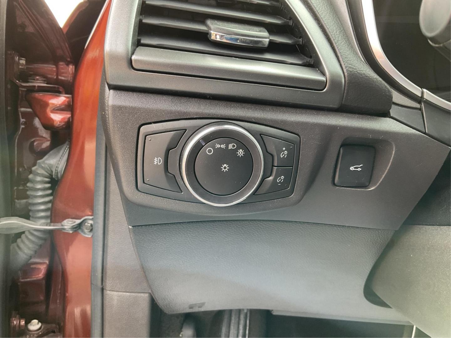 2016 Ford Fusion Titanium (3FA6P0K92GR) with an EcoBoost 2L I-4 gasoline direct injection engine, located at 4508 South Dixie Dr, Moraine, OH, 45439, (937) 908-9800, 39.689976, -84.218452 - 2016 Ford Fusion Titanium - Photo#16