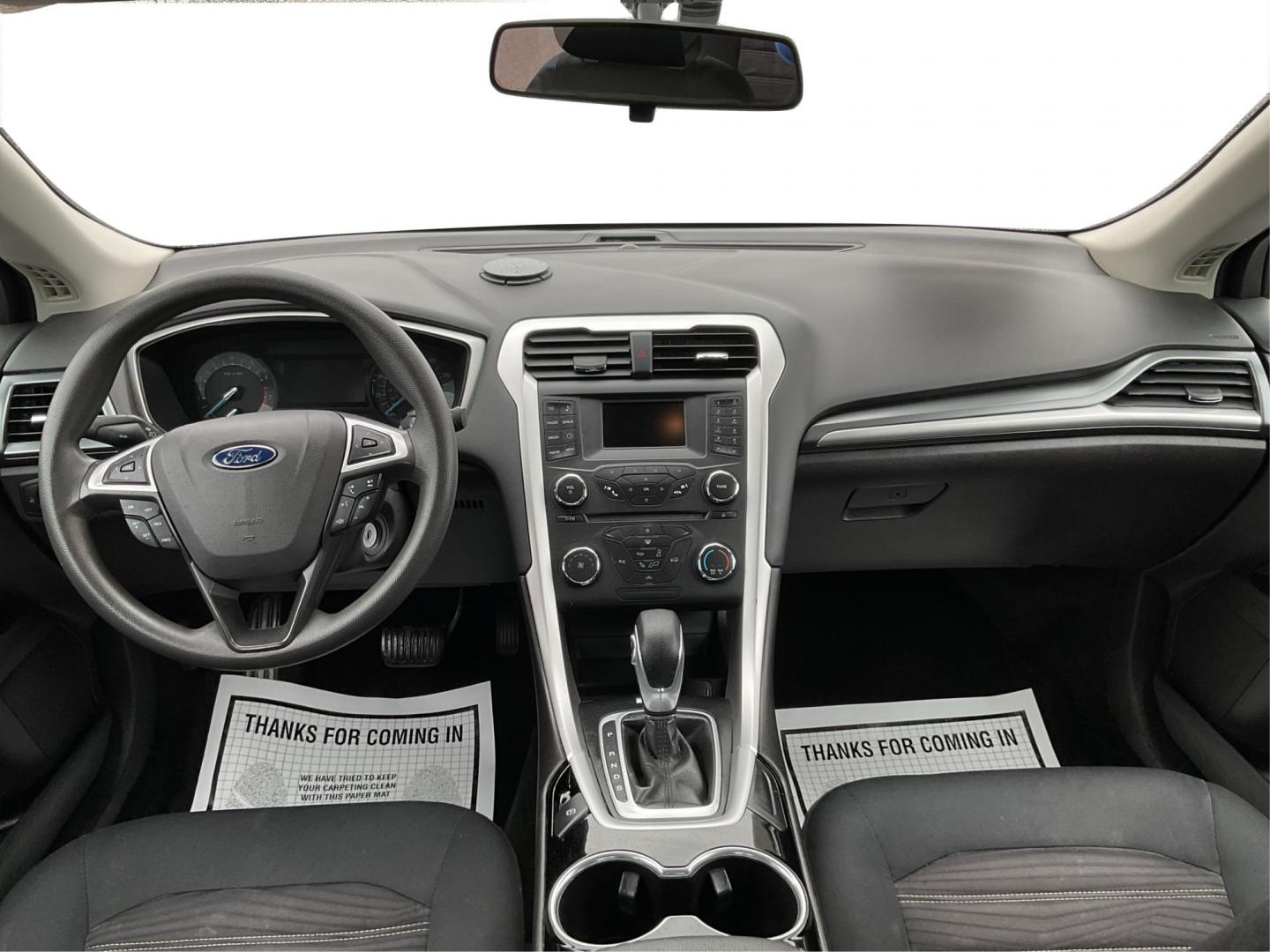 2016 Ford Fusion SE (3FA6P0H79GR) with an Other engine, located at 4508 South Dixie Dr, Moraine, OH, 45439, (937) 908-9800, 39.689976, -84.218452 - 2016 Ford Fusion SE - Photo#20