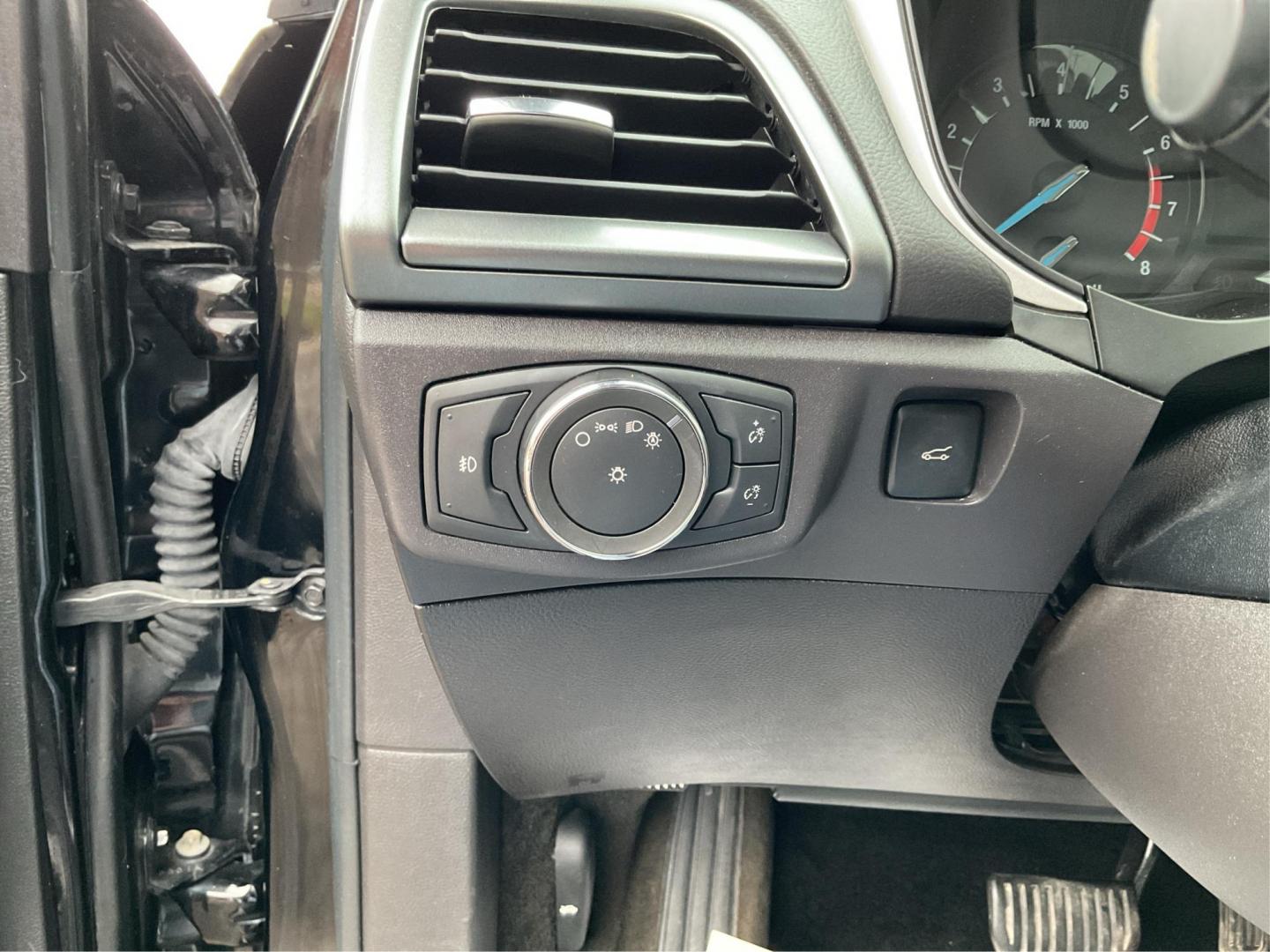 2016 Ford Fusion S (3FA6P0G75GR) with an Duratec 2.5L I-4 DOHC engine, located at 1099 N County Rd 25A, Troy, OH, 45373, (937) 908-9800, 40.057079, -84.212883 - 2016 Ford Fusion S - Photo#16