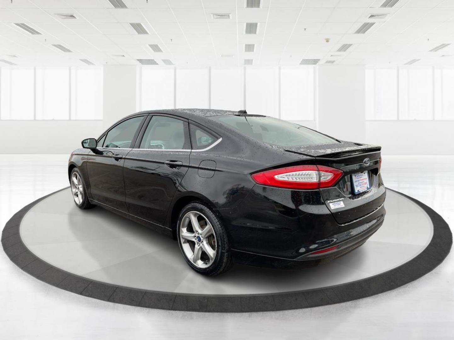 2016 Ford Fusion S (3FA6P0G75GR) with an Duratec 2.5L I-4 DOHC engine, located at 1099 N County Rd 25A, Troy, OH, 45373, (937) 908-9800, 40.057079, -84.212883 - 2016 Ford Fusion S - Photo#4