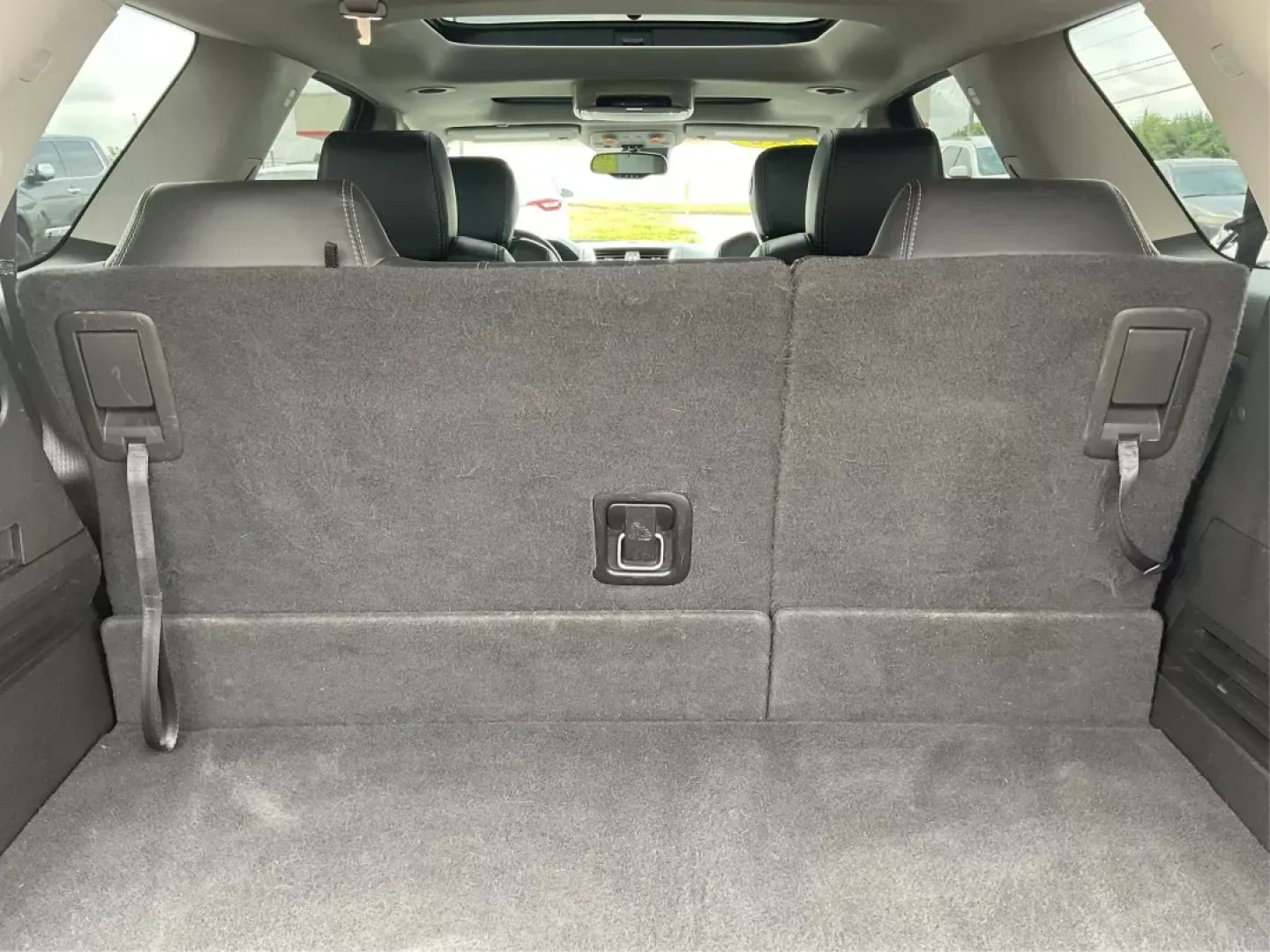 2016 GMC Acadia SLT-1 (1GKKVRKD0GJ) with an 3.6L V-6 gasoline direct injection engine, located at 880 E. National Road, Vandalia, OH, 45377, (937) 908-9800, 39.891918, -84.183594 - **Discover Your Next Adventure in This 2016 GMC Acadia SLT-1!**<br /> <br /> Are you ready to elevate your family road trips or weekend getaways? This impressive 2016 GMC Acadia SLT-1, available at Advantage Car and Credit in Fairborn, OH, is the perfect SUV for those who cherish both comfort and ve - Photo#11