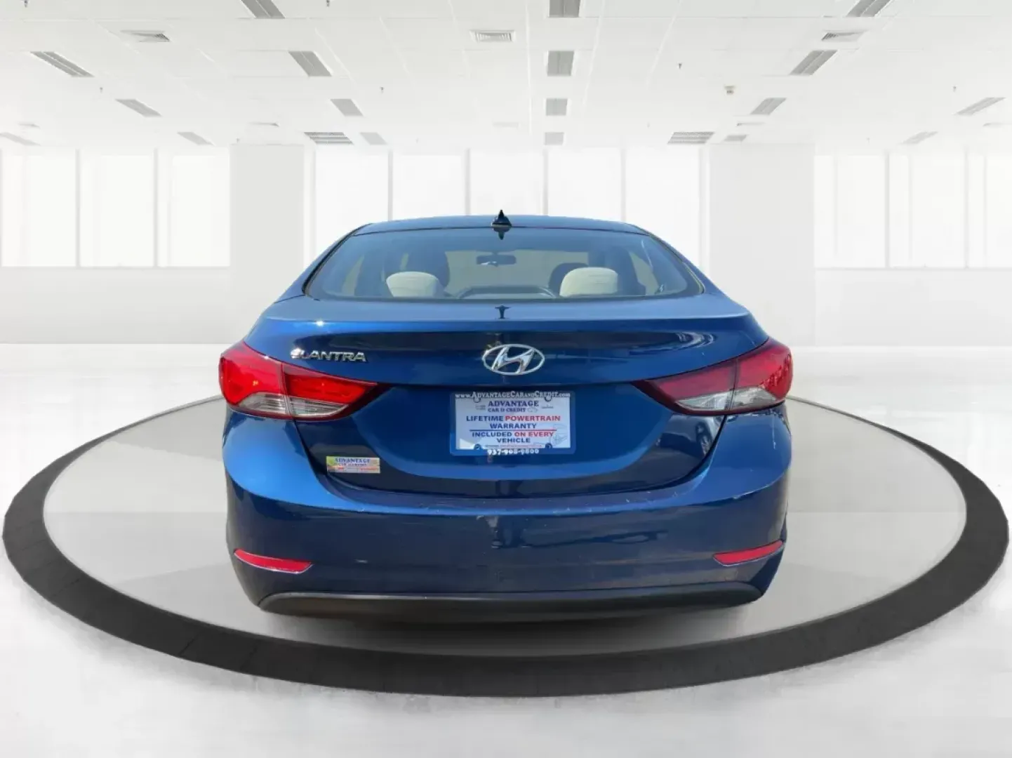 2016 Hyundai Elantra SE (5NPDH4AE5GH) with an Nu 1.8L I-4 DOHC engine, located at 1951 S Dayton Lakeview Rd., New Carlisle, OH, 45344, (937) 908-9800, 39.890999, -84.050255 - **Elevate Your Daily Commute with the 2016 Hyundai Elantra SE at Advantage Car and Credit!**<br /> <br /> Are you tired of your mundane daily commute? Looking for a reliable vehicle that not only delivers performance but also fits your lifestyle? Look no further! The 2016 Hyundai Elantra SE is your - Photo#3