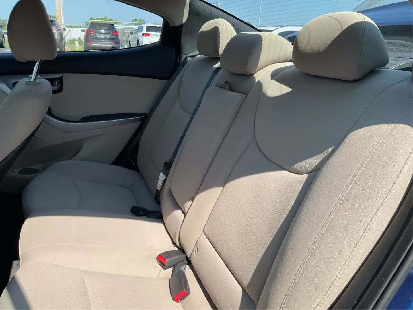 2016 Hyundai Elantra SE (5NPDH4AE5GH) with an Nu 1.8L I-4 DOHC engine, located at 1951 S Dayton Lakeview Rd., New Carlisle, OH, 45344, (937) 908-9800, 39.890999, -84.050255 - **Elevate Your Daily Commute with the 2016 Hyundai Elantra SE at Advantage Car and Credit!**<br /> <br /> Are you tired of your mundane daily commute? Looking for a reliable vehicle that not only delivers performance but also fits your lifestyle? Look no further! The 2016 Hyundai Elantra SE is your - Photo#9