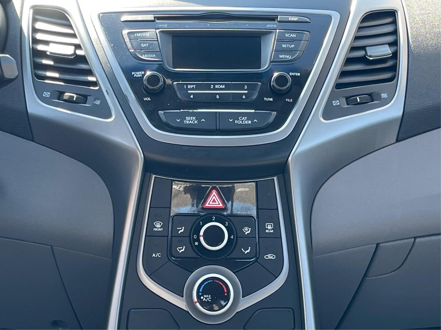 2016 Hyundai Elantra SE (5NPDH4AE7GH) with an Other engine, located at 8750 N County Rd 25A, Piqua, OH, 45356, (937) 908-9800, 40.164391, -84.232513 - 2016 Hyundai Elantra SE - Photo#12