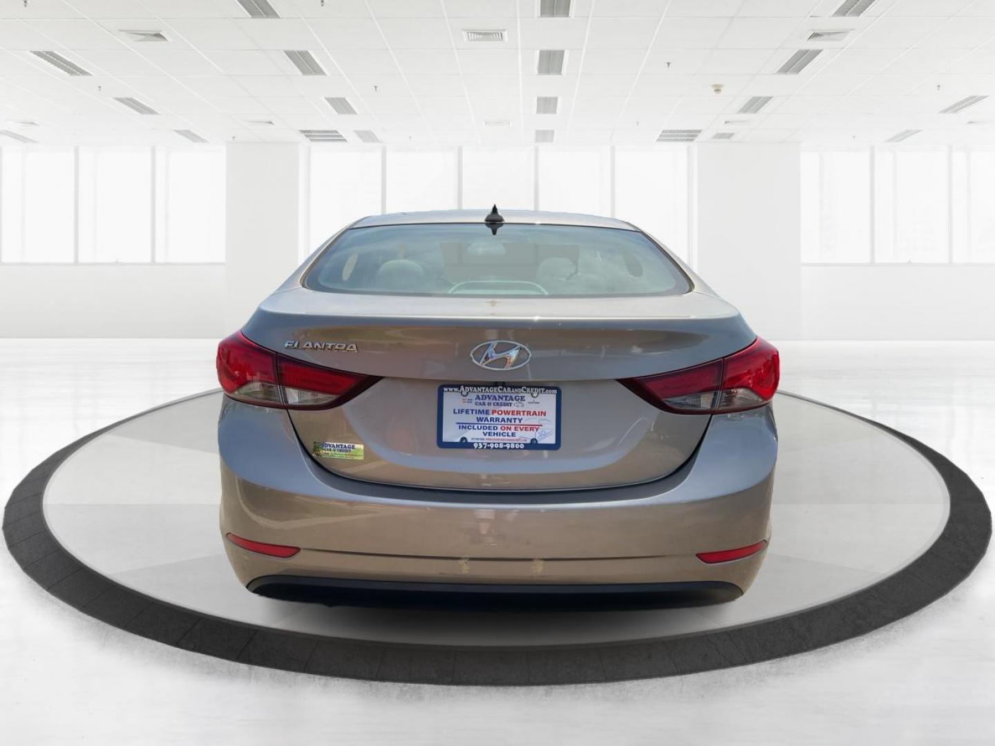 2016 Hyundai Elantra Value Edition (5NPDH4AE3GH) with an Nu 1.8L I-4 DOHC engine, located at 1230 East Main St, Xenia, OH, 45385, (937) 908-9800, 39.688026, -83.910172 - 2016 Hyundai Elantra Value Edition - Photo#4