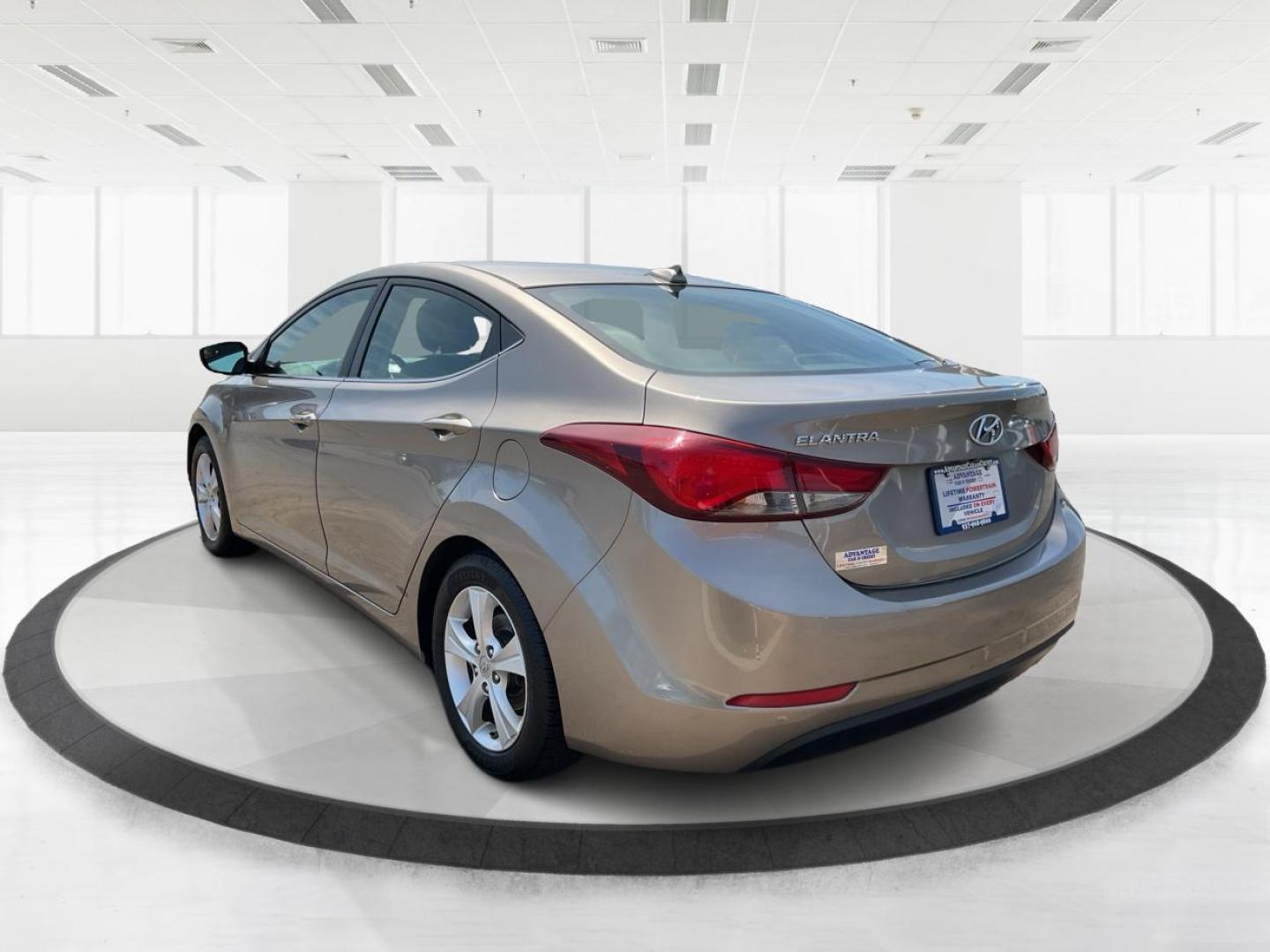 2016 Hyundai Elantra Value Edition (5NPDH4AE3GH) with an Nu 1.8L I-4 DOHC engine, located at 1230 East Main St, Xenia, OH, 45385, (937) 908-9800, 39.688026, -83.910172 - 2016 Hyundai Elantra Value Edition - Photo#5