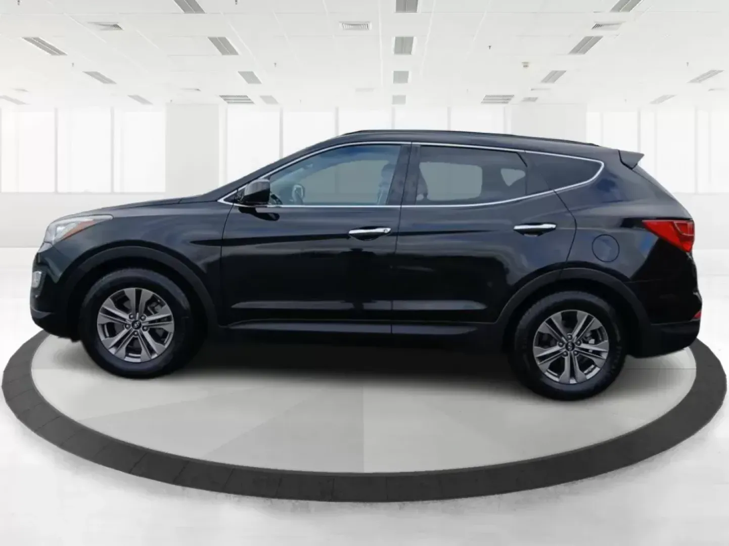 2016 Hyundai Santa Fe Sport 2.4 FWD (5XYZU3LB8GG) with an 2.4L L4 DOHC 16V engine, 6-Speed Automatic transmission, located at 1230 East Main St, Xenia, OH, 45385, (937) 908-9800, 39.688026, -83.910172 - 2016 Hyundai Santa Fe Sport 2.4 FWD - Photo#6
