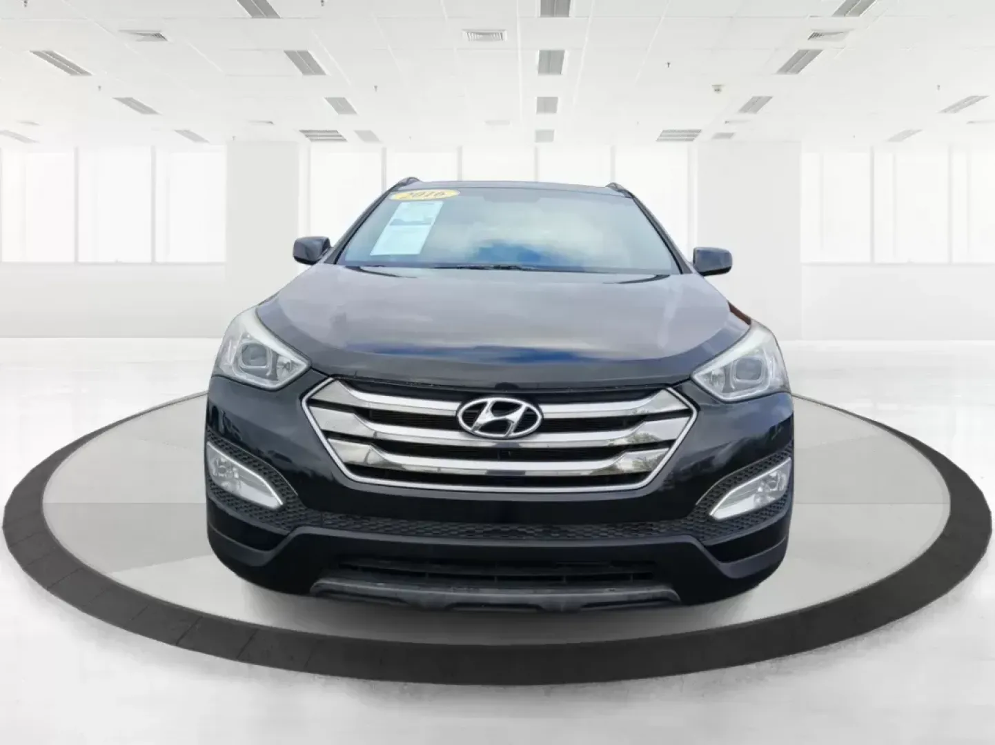 2016 Hyundai Santa Fe Sport 2.4 FWD (5XYZU3LB8GG) with an 2.4L L4 DOHC 16V engine, 6-Speed Automatic transmission, located at 1230 East Main St, Xenia, OH, 45385, (937) 908-9800, 39.688026, -83.910172 - 2016 Hyundai Santa Fe Sport 2.4 FWD - Photo#7