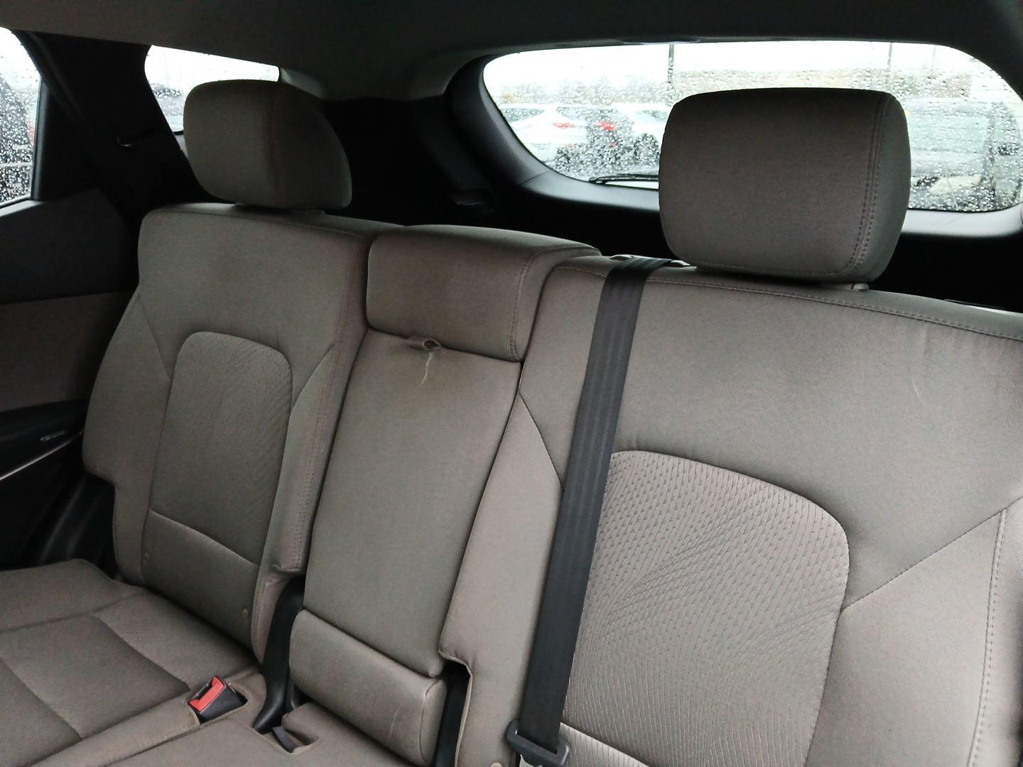 2016 Hyundai Santa Fe Sport 2.4 AWD (5XYZUDLB9GG) with an 2.4L L4 DOHC 16V engine, 6-Speed Automatic transmission, located at 401 Woodman Dr, Riverside, OH, 45431, (937) 908-9800, 39.760899, -84.123421 - 2016 Hyundai Santa Fe Sport 2.4 AWD - Photo#9