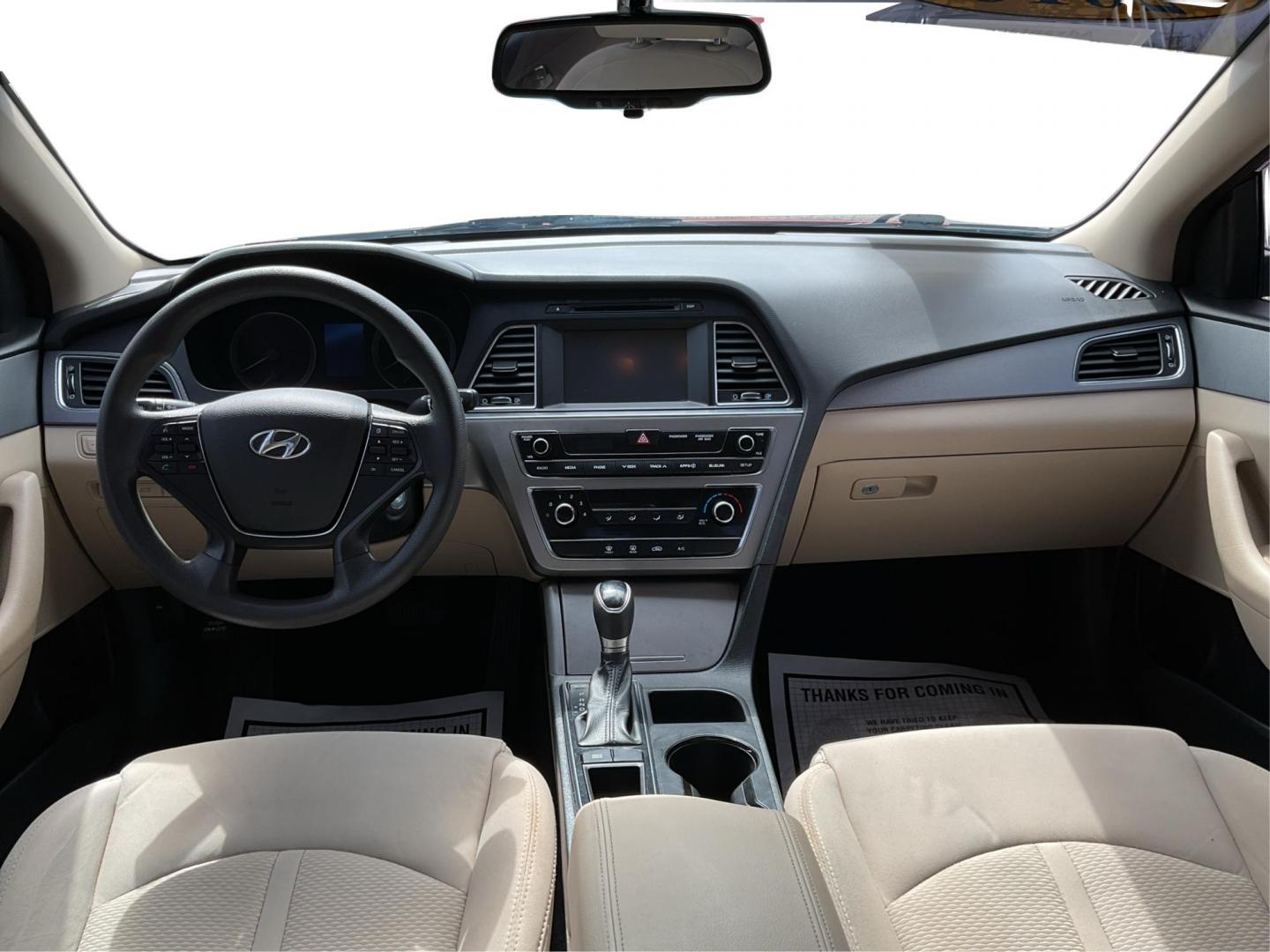 2016 Hyundai Sonata SE (5NPE24AF9GH) with an 2.4L I-4 gasoline direct injection engine, located at 1230 East Main St, Xenia, OH, 45385, (937) 908-9800, 39.688026, -83.910172 - 2016 Hyundai Sonata SE - Photo#18