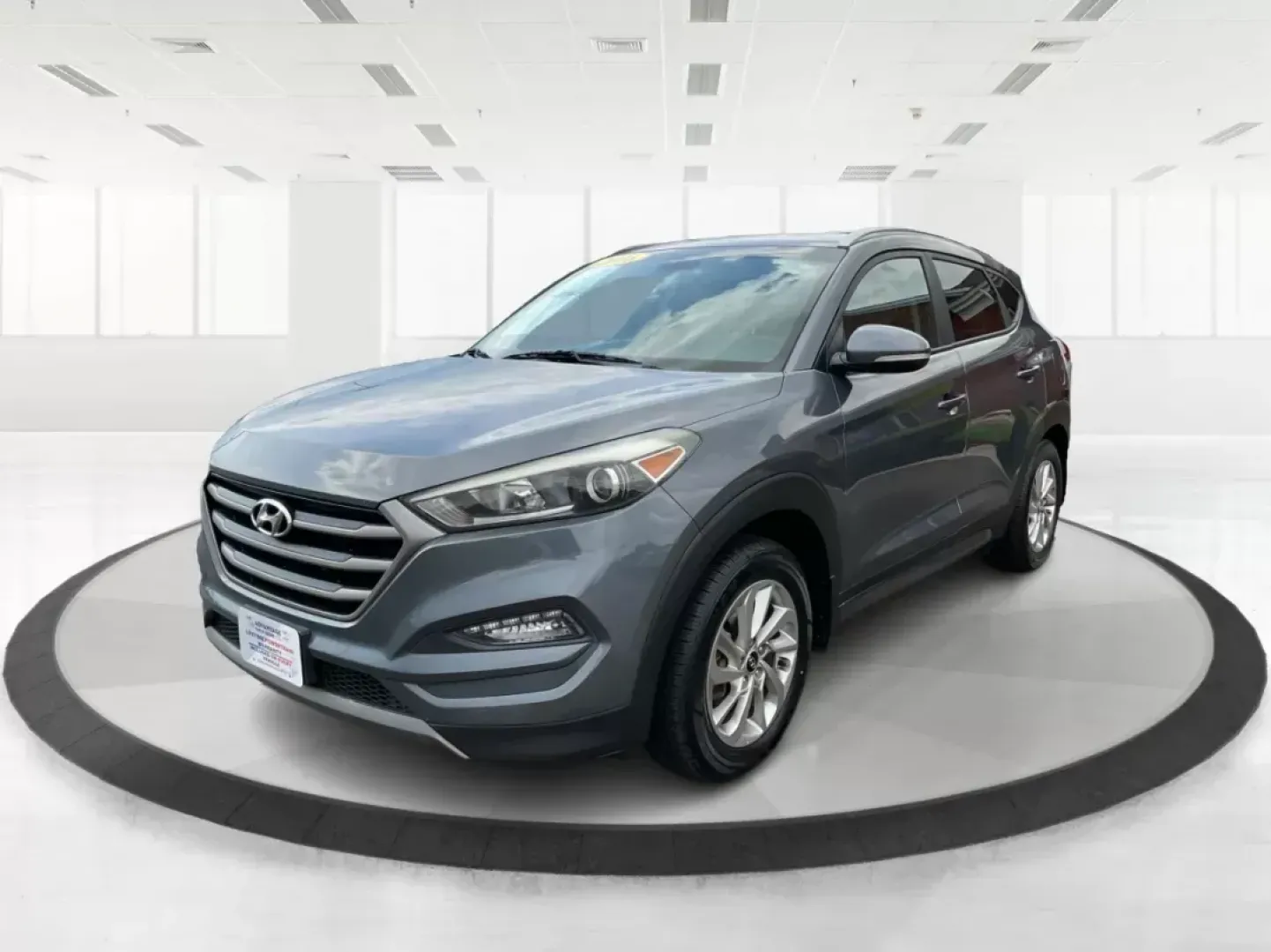 2016 Hyundai Tucson Eco (KM8J3CA24GU) with an 1.6L I-4 gasoline direct injection engine, located at 8750 N County Rd 25A, Piqua, OH, 45356, (937) 908-9800, 40.164391, -84.232513 - ### Discover Your Next Adventure with the 2016 Hyundai Tucson Eco at Advantage Car and Credit!<br /> <br /> Are you ready to elevate your everyday driving experience? Whether you're commuting to work, shuttling the kids to school, or embarking on weekend adventures, the 2016 Hyundai Tucson Eco is th - Photo#7