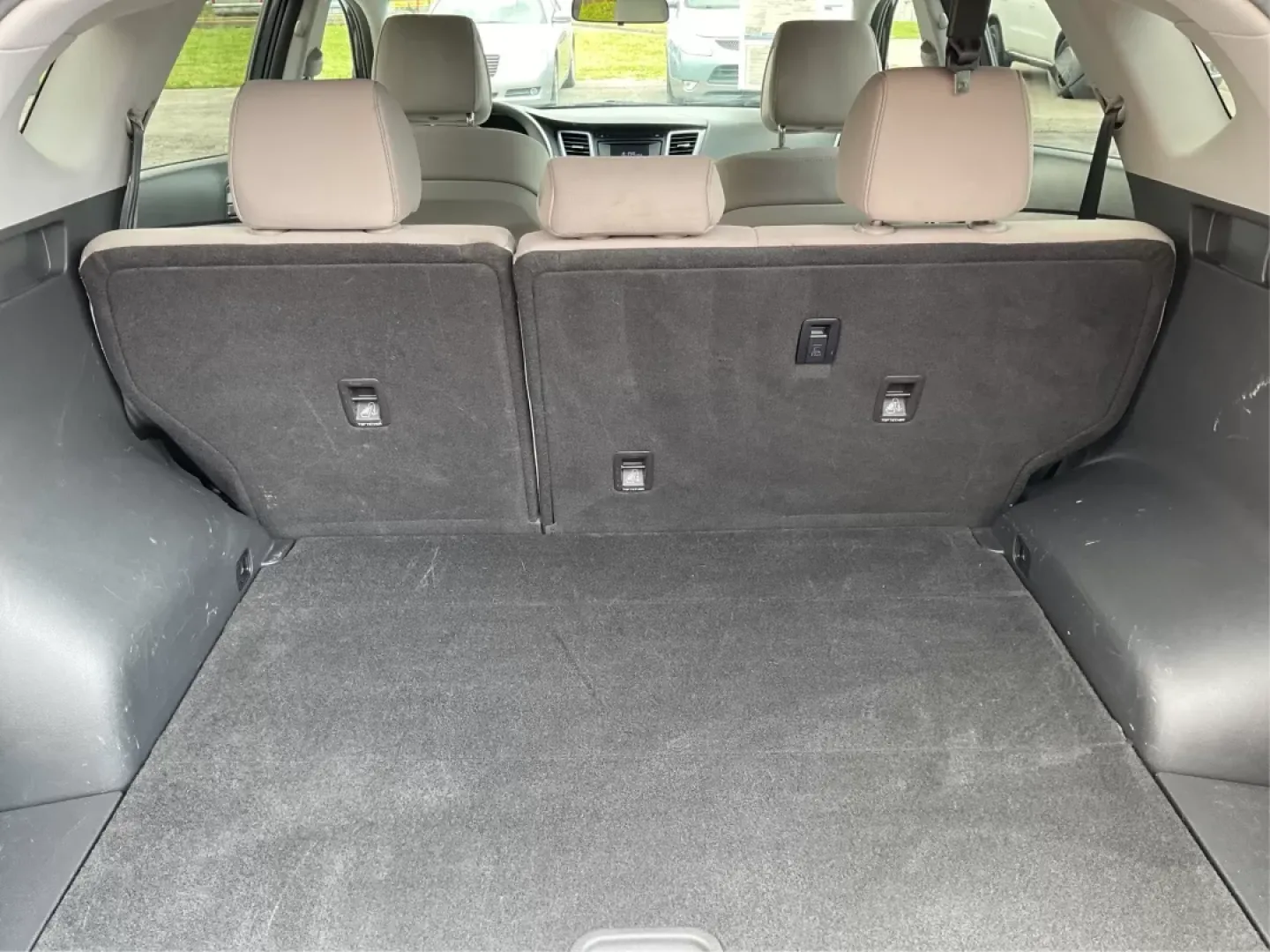 2016 Hyundai Tucson Eco (KM8J3CA24GU) with an 1.6L I-4 gasoline direct injection engine, located at 8750 N County Rd 25A, Piqua, OH, 45356, (937) 908-9800, 40.164391, -84.232513 - **Adventure Awaits: 2016 Hyundai Tucson Eco Your Perfect Companion for Daily Drives and Weekend Getaways!**<br /> <br /> At Advantage Car and Credit, located at 1184 Kauffman Ave, Fairborn, OH 45324, we understand that life is an adventure, and having the right vehicle can make all the difference. - Photo#12