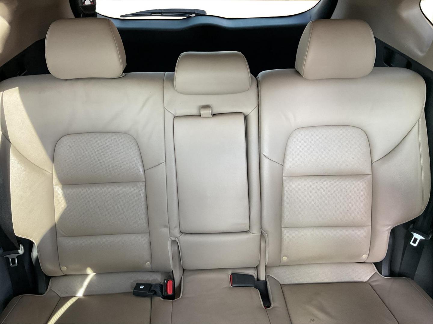 2016 Hyundai Tucson Limited (KM8J3CA20GU) with an 1.6L I-4 gasoline direct injection engine, located at 1099 N County Rd 25A, Troy, OH, 45373, (937) 908-9800, 40.057079, -84.212883 - 2016 Hyundai Tucson Limited - Photo#13