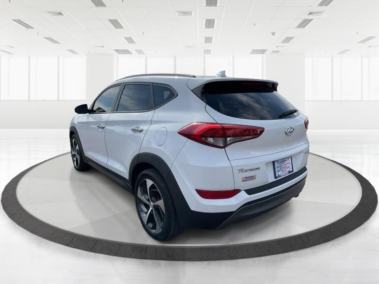 2016 Hyundai Tucson Limited (KM8J3CA20GU) with an 1.6L I-4 gasoline direct injection engine, located at 1099 N County Rd 25A, Troy, OH, 45373, (937) 908-9800, 40.057079, -84.212883 - 2016 Hyundai Tucson Limited - Photo#4