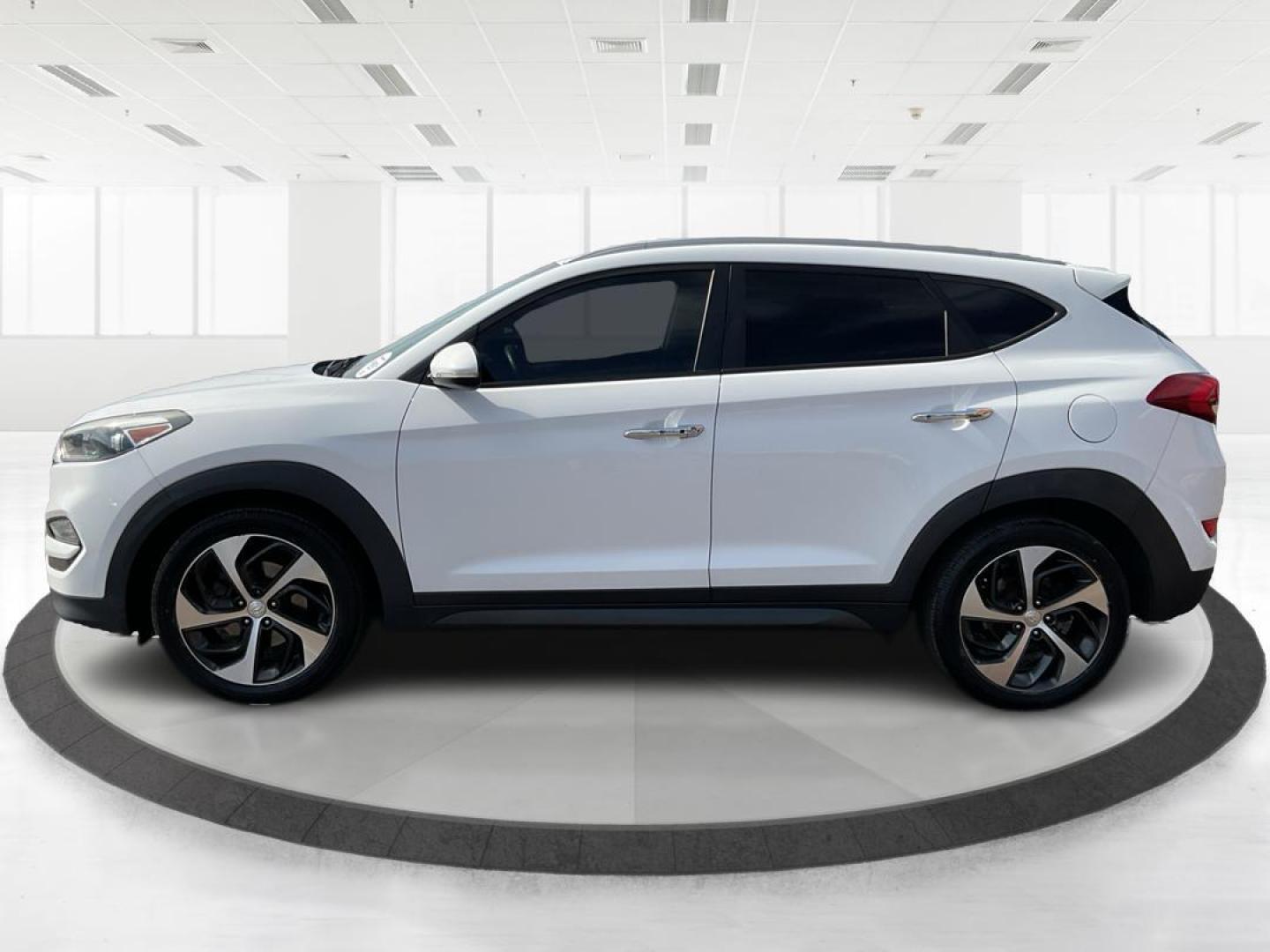 2016 Hyundai Tucson Limited (KM8J3CA20GU) with an 1.6L I-4 gasoline direct injection engine, located at 1099 N County Rd 25A, Troy, OH, 45373, (937) 908-9800, 40.057079, -84.212883 - 2016 Hyundai Tucson Limited - Photo#5
