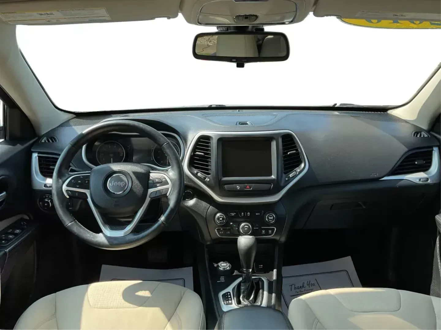 2016 Jeep Cherokee Latitude (1C4PJMCS9GW) with an Other engine, located at 8750 N County Rd 25A, Piqua, OH, 45356, (937) 908-9800, 40.164391, -84.232513 - 2016 Jeep Cherokee Latitude - Photo#20