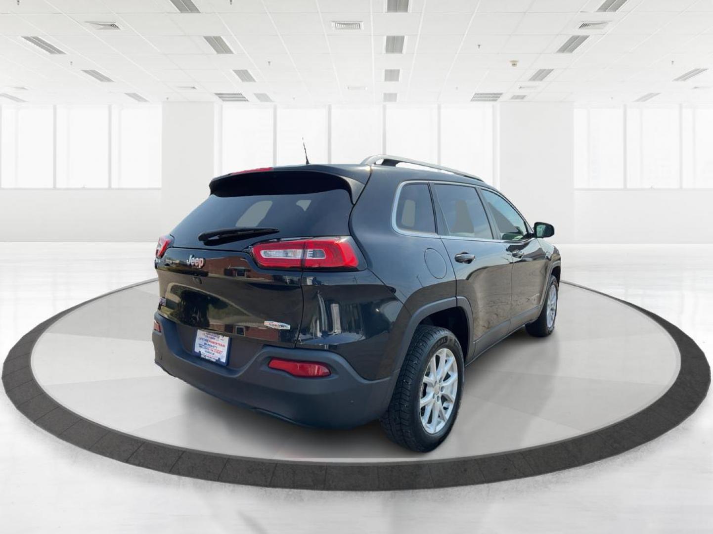 2016 Jeep Cherokee North (1C4PJLCB9GW) with an Other engine, located at 1099 N County Rd 25A, Troy, OH, 45373, (937) 908-9800, 40.057079, -84.212883 - 2016 Jeep Cherokee North - Photo#2