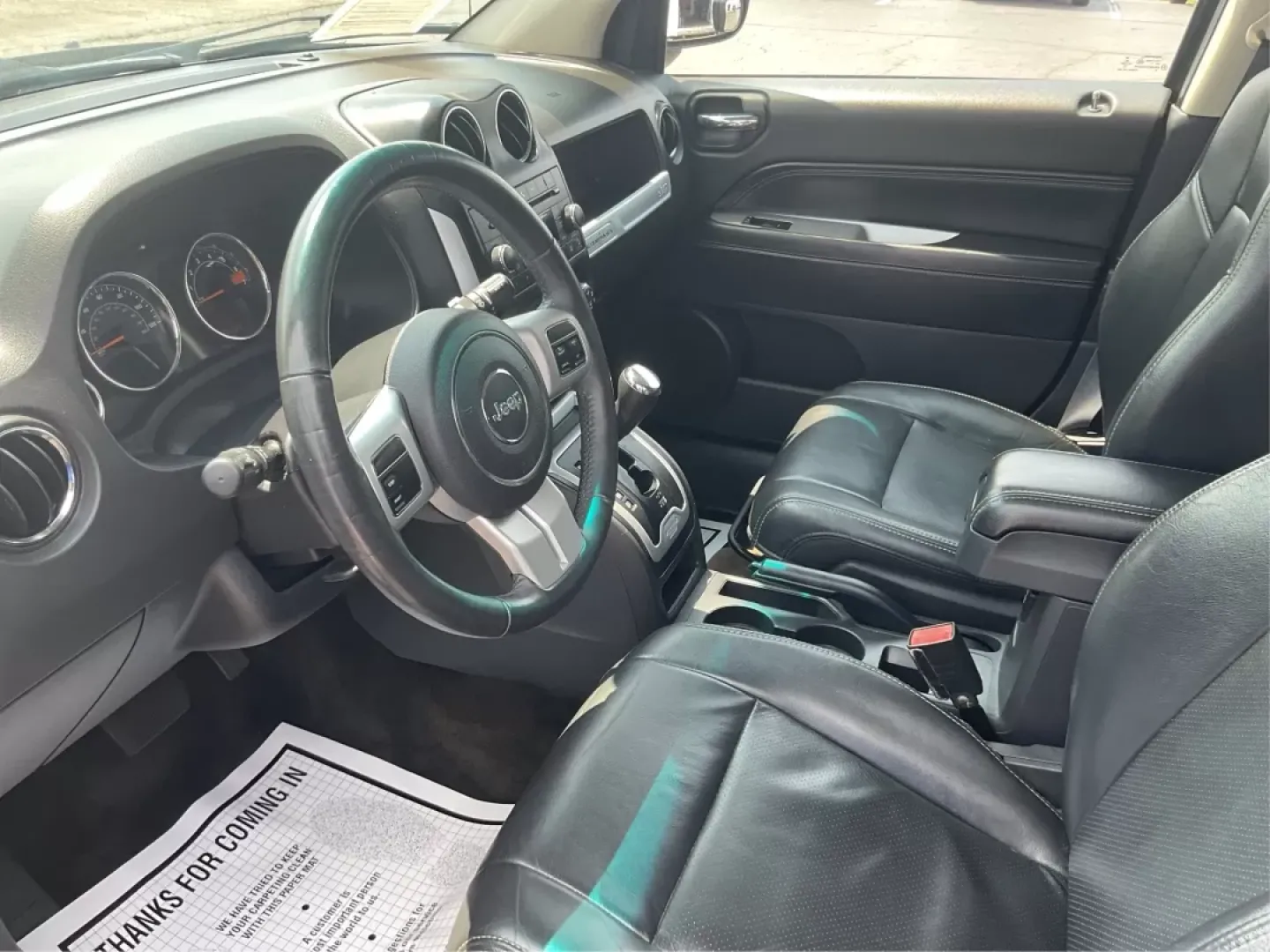 2016 Jeep Compass High Altitude Edition (1C4NJDEB2GD) with an 2.4L I-4 DOHC engine, located at 880 E. National Road, Vandalia, OH, 45377, (937) 908-9800, 39.891918, -84.183594 - **Adventure Awaits with this 2016 Jeep Compass High Altitude Edition!**<br /> <br /> Are you ready to elevate your driving experience? Perfect for weekend getaways or long commutes, this 2016 Jeep Compass High Altitude Edition is designed to tackle any journey with confidence and style. At Advantage - Photo#9